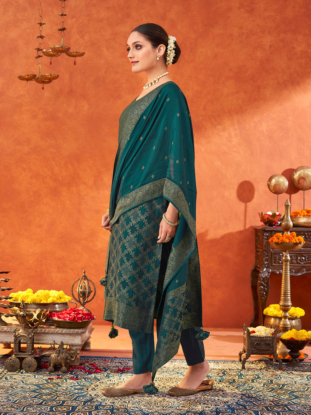 Women's Teal Pure Muslin Woven Jacquard Kurta set with dupatta