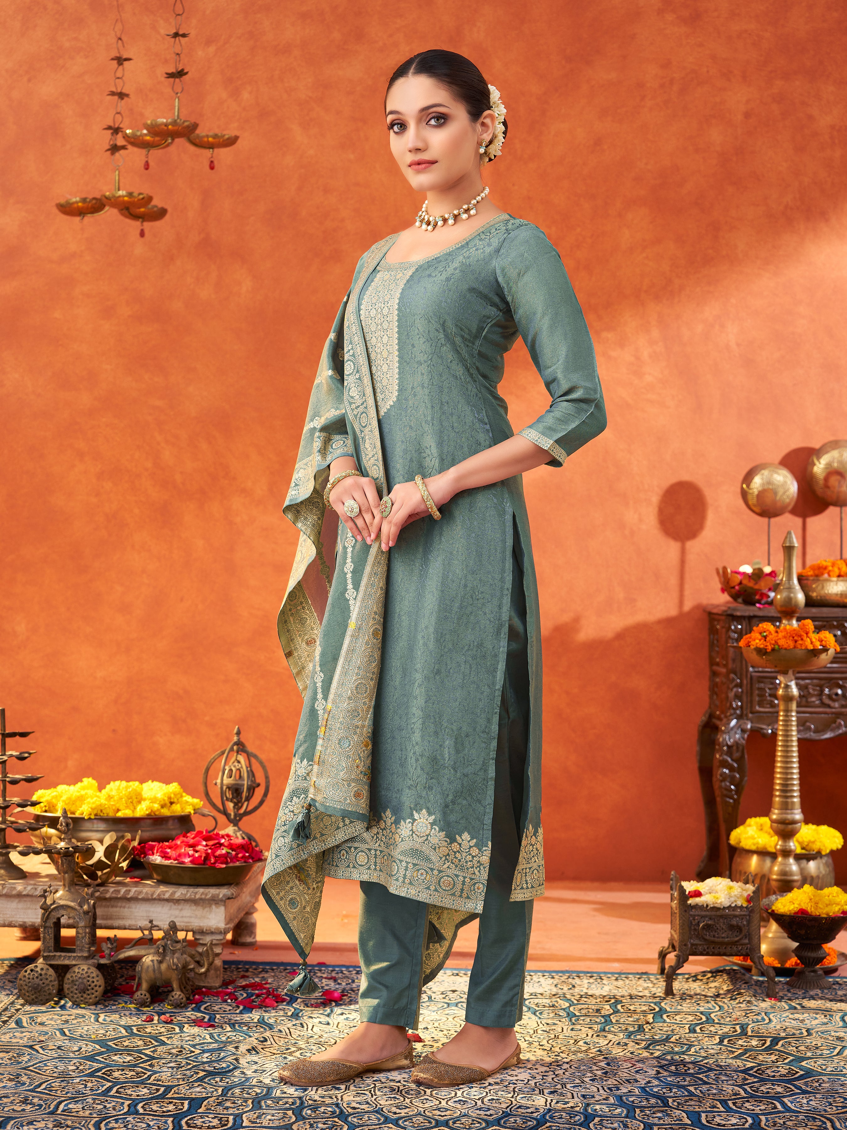 Women's Grey Pure Gold Tissue Silk Woven Jacquard Kurta set with dupatta