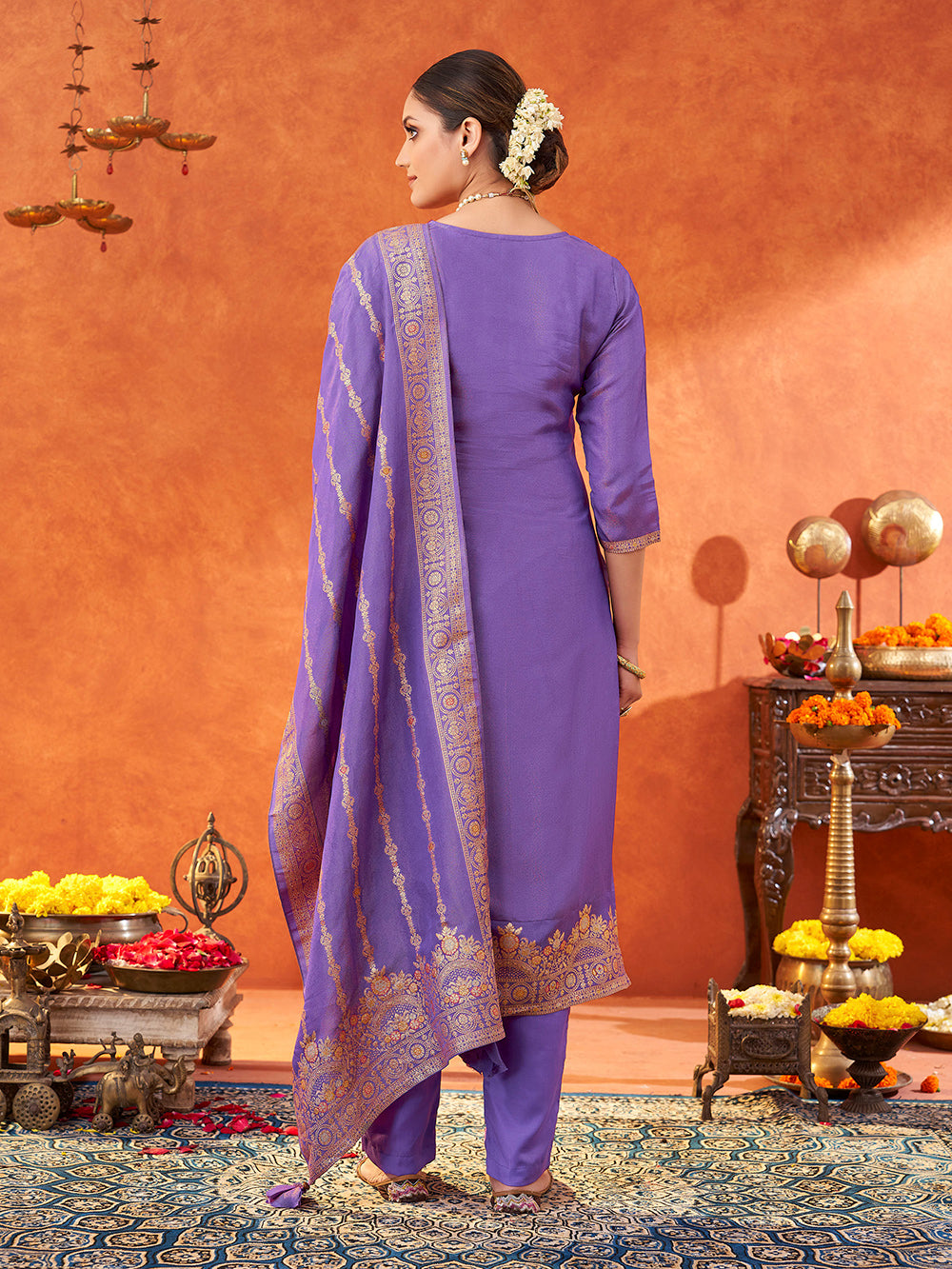 Women's Lavender Pure Gold Tissue Silk Woven Jacquard Kurta set with dupatta