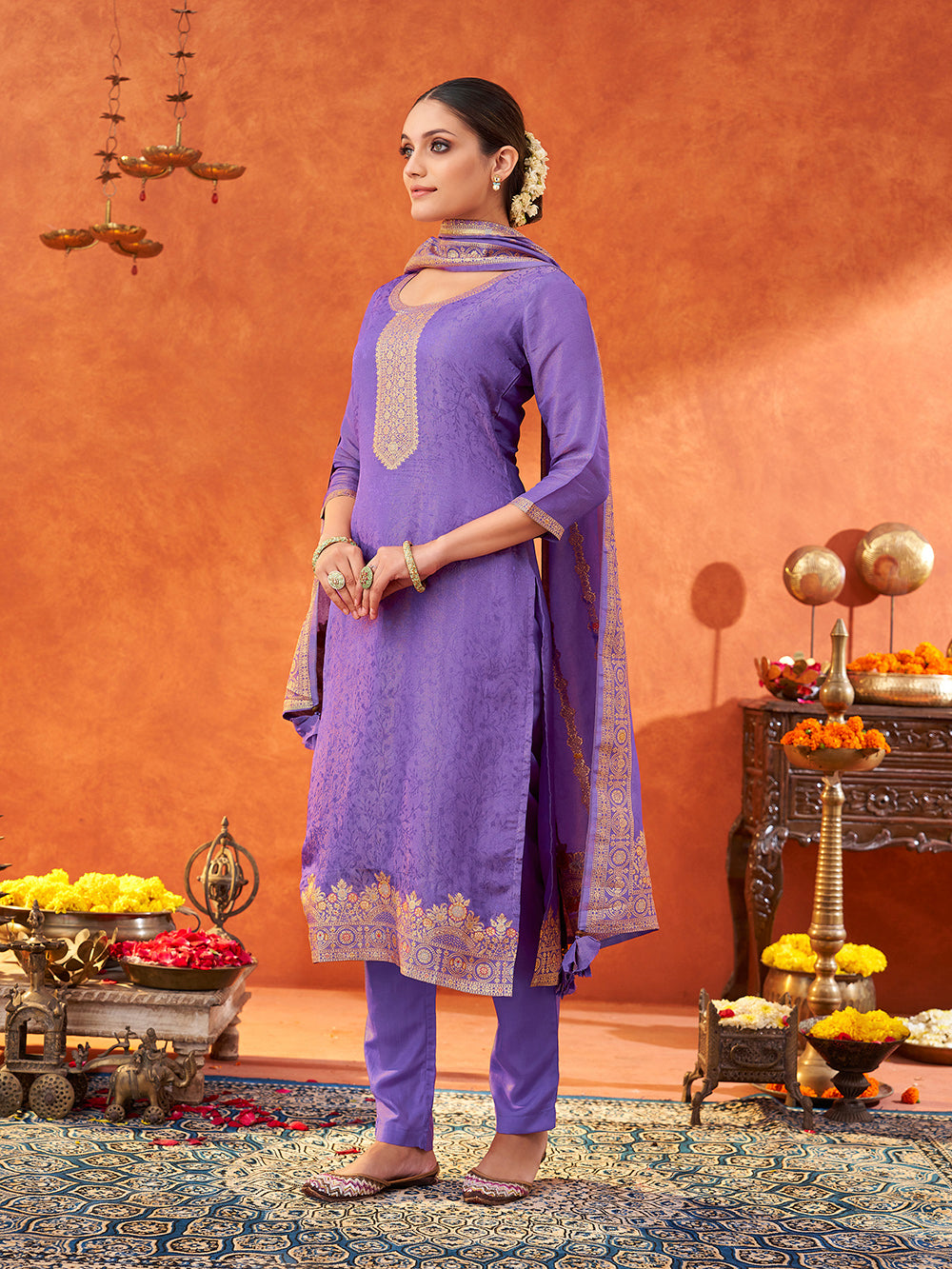 Women's Lavender Pure Gold Tissue Silk Woven Jacquard Kurta set with dupatta