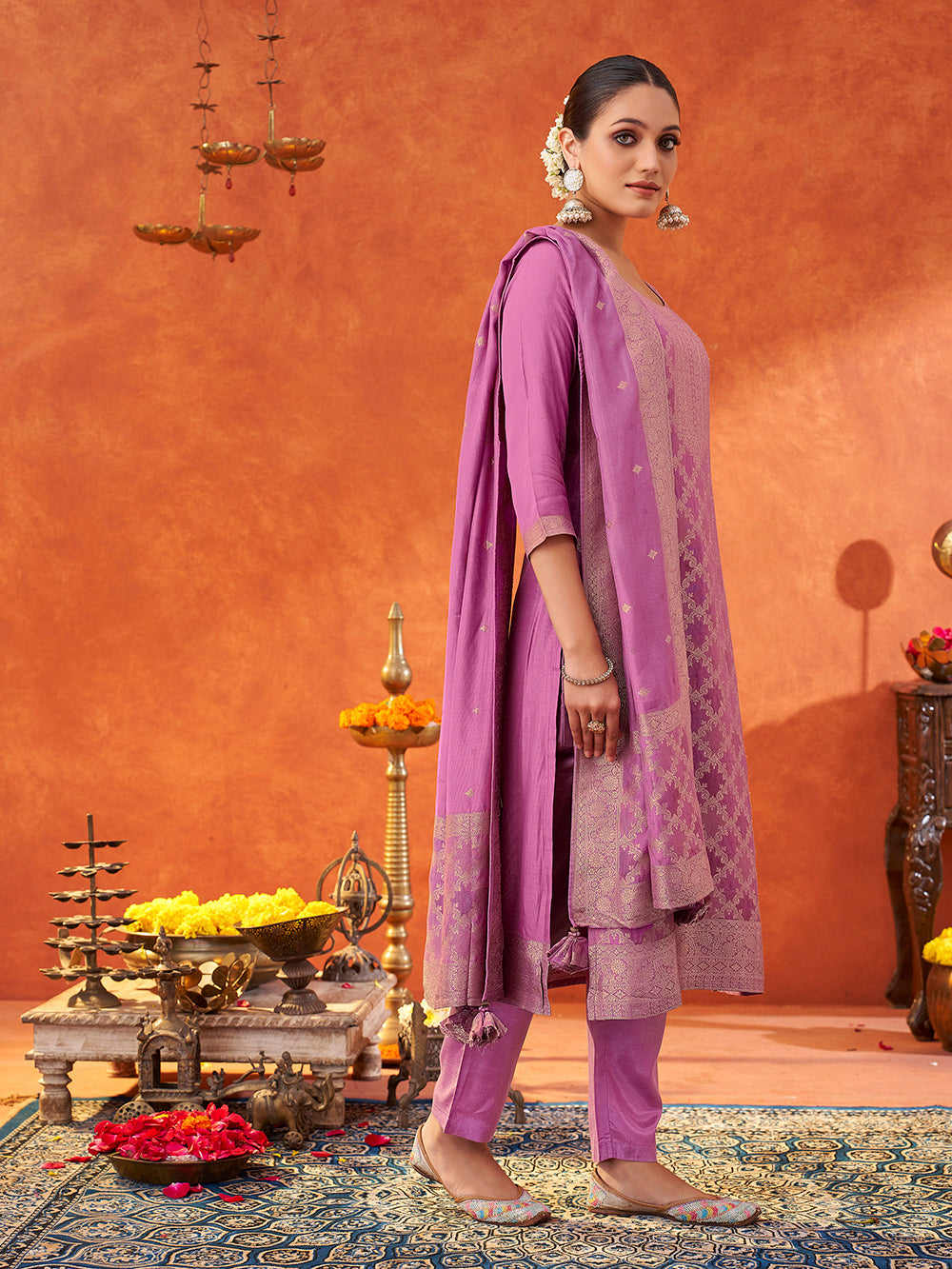 Women's Lavender Pure Muslin Woven Jacquard Kurta set with dupatta
