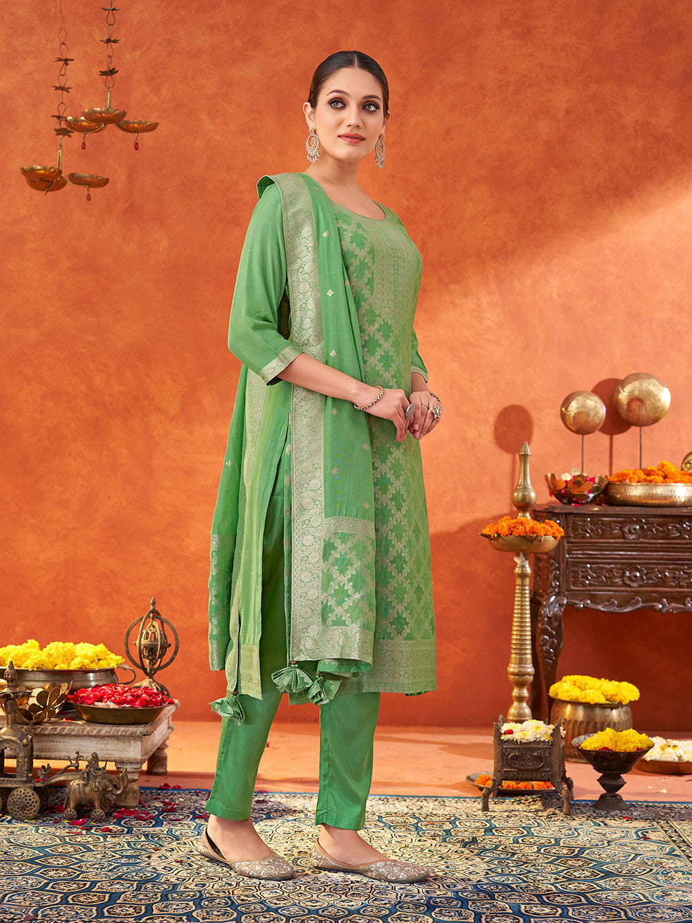Women's Parrot Green Pure Muslin Woven Jacquard Kurta set with dupatta