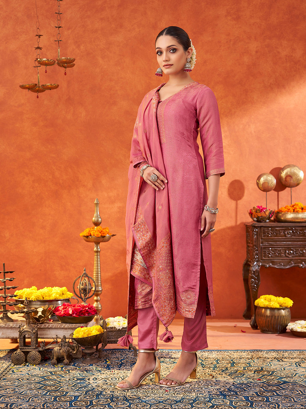 Women's Pink Pure Gold Tissue Silk Woven Jacquard Kurta set with dupatta