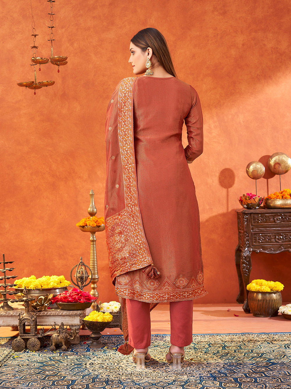 Women's Red Pure Gold Tissue Silk Woven Jacquard Kurta set with dupatta