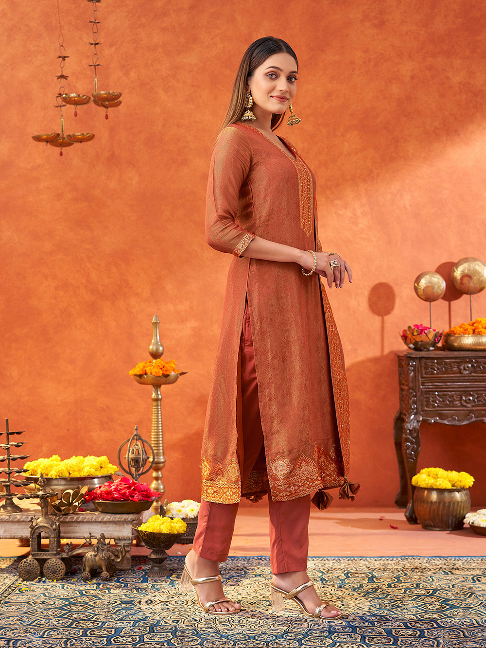 Women's Red Pure Gold Tissue Silk Woven Jacquard Kurta set with dupatta