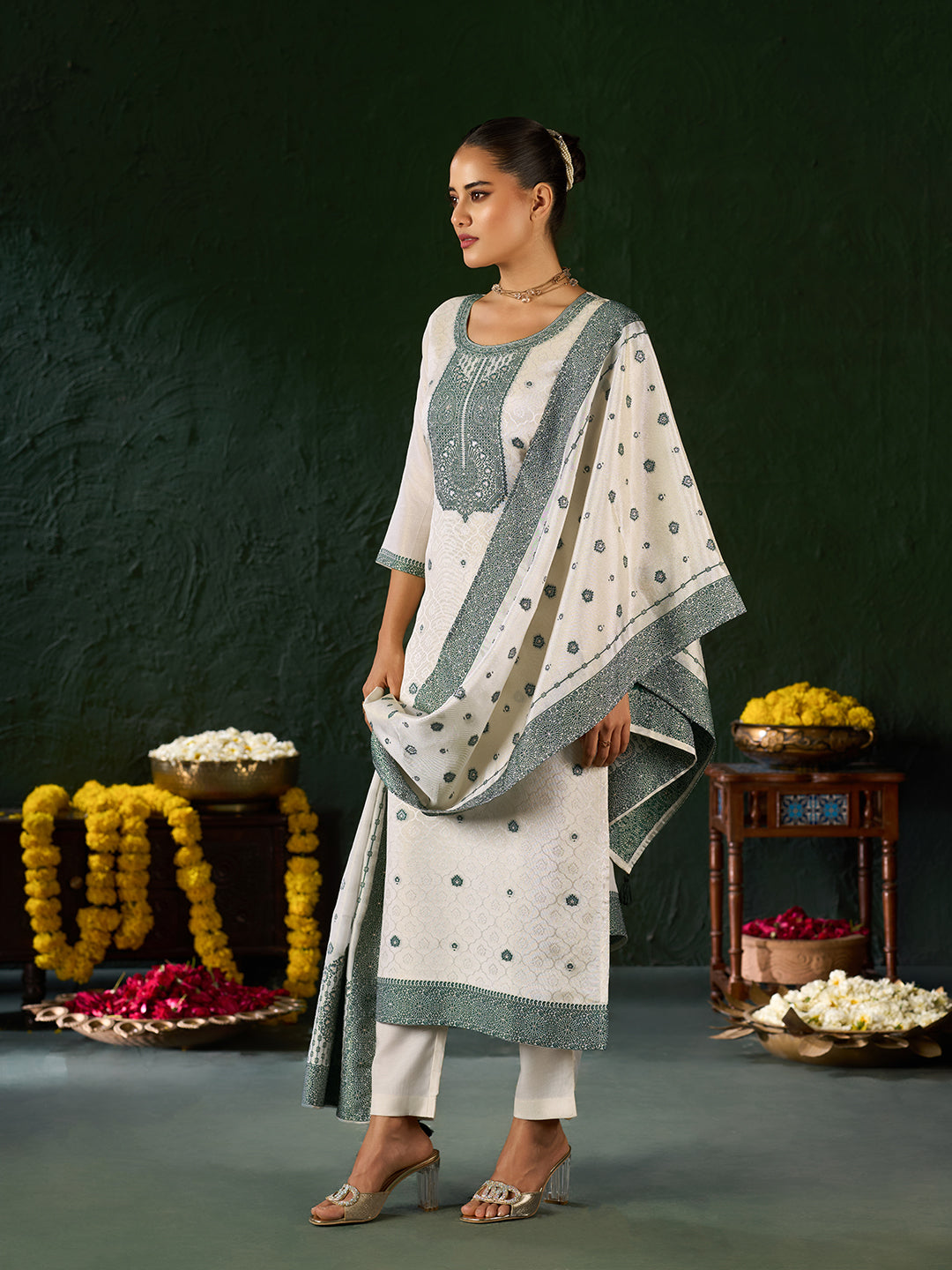 Women's Green Pure Gold Tissue Silk Embroidered Kurta set with dupatta
