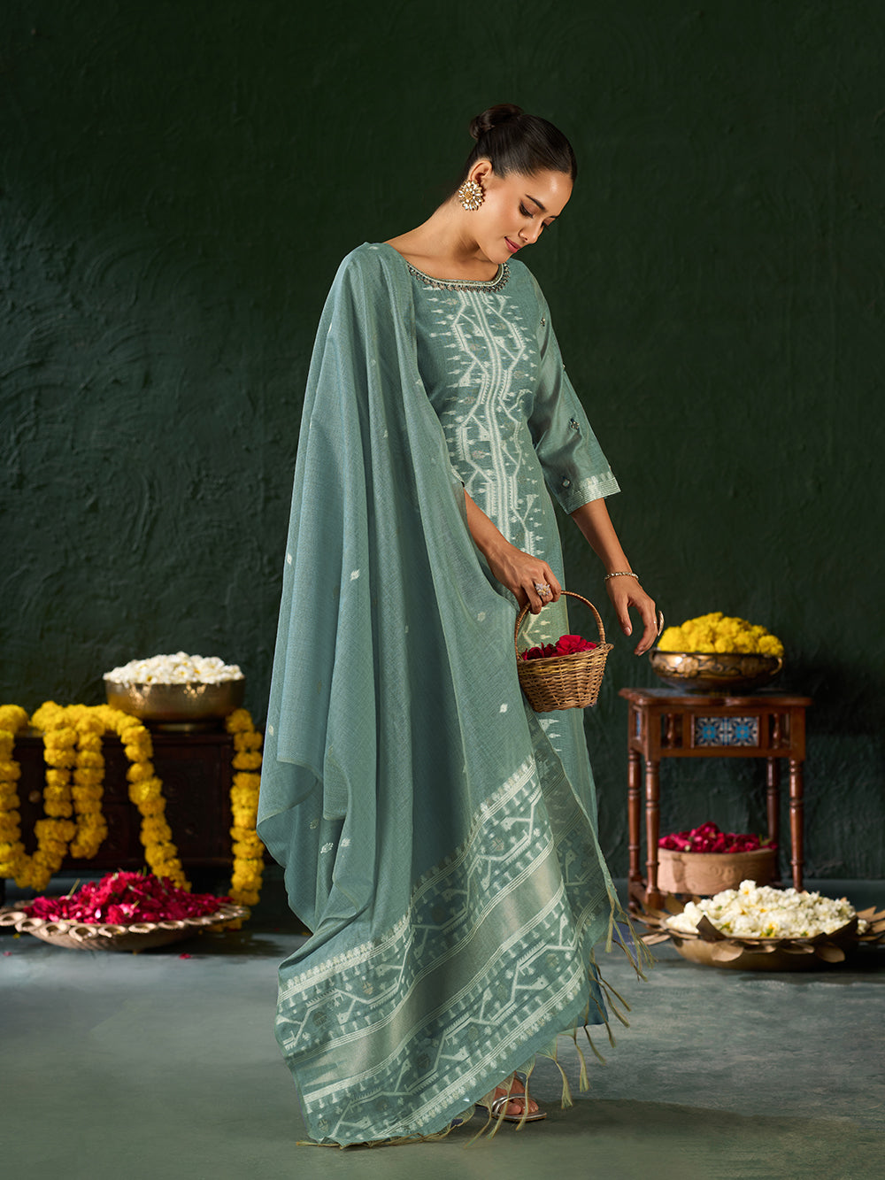 Women's Blue Silk Blend Jacquard Kurta set with dupatta