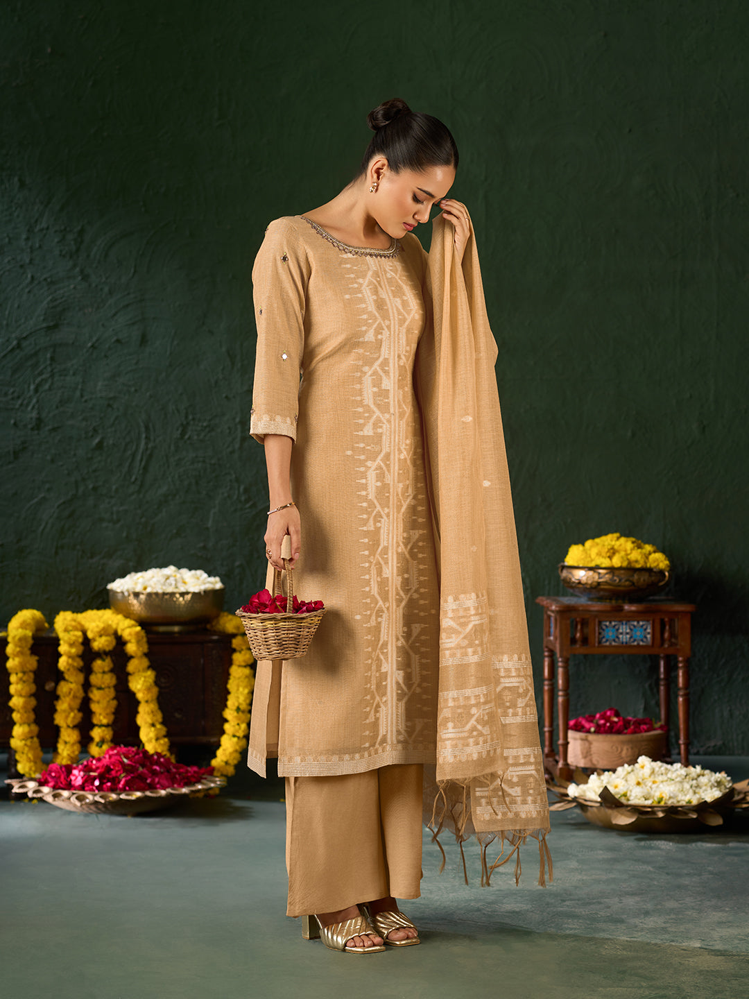 Women's Gold Silk Blend Jacquard Kurta set with dupatta