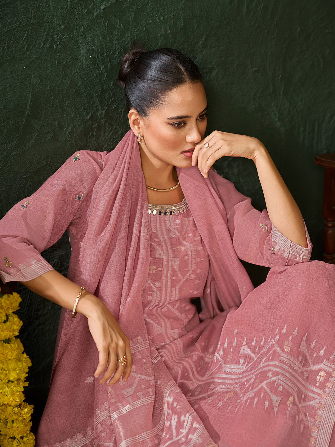 Women's Pink Silk Blend Jacquard Kurta set with dupatta