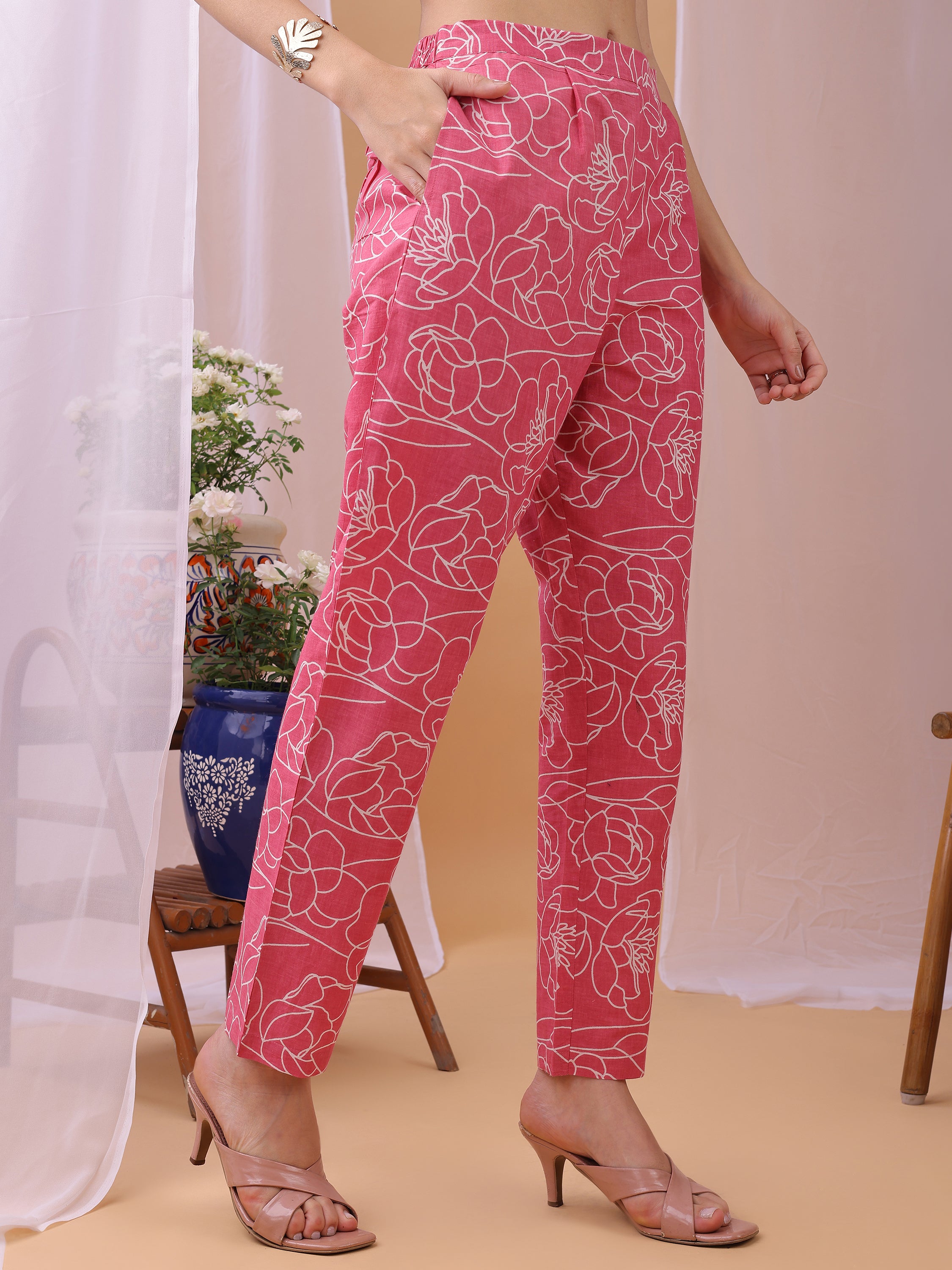 Cozy Pink Floral Printed Pure Cambric Cotton Co-ords set