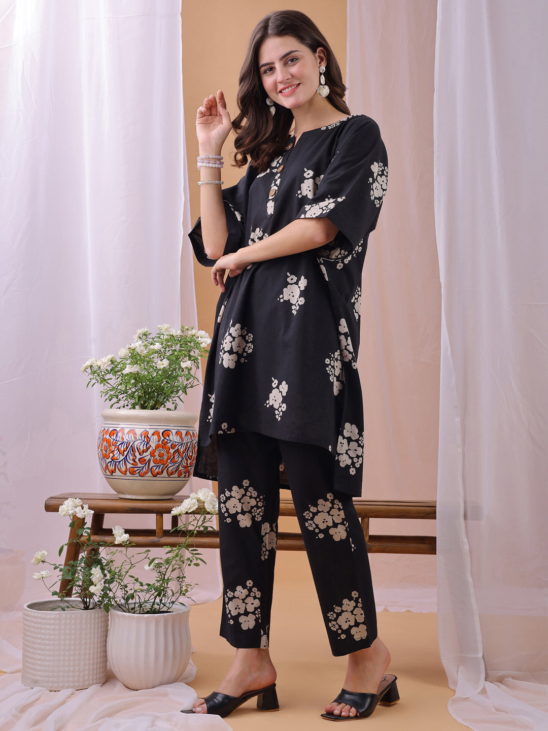 Cozy Black Floral Printed Pure Cambric Cotton Co-ords set