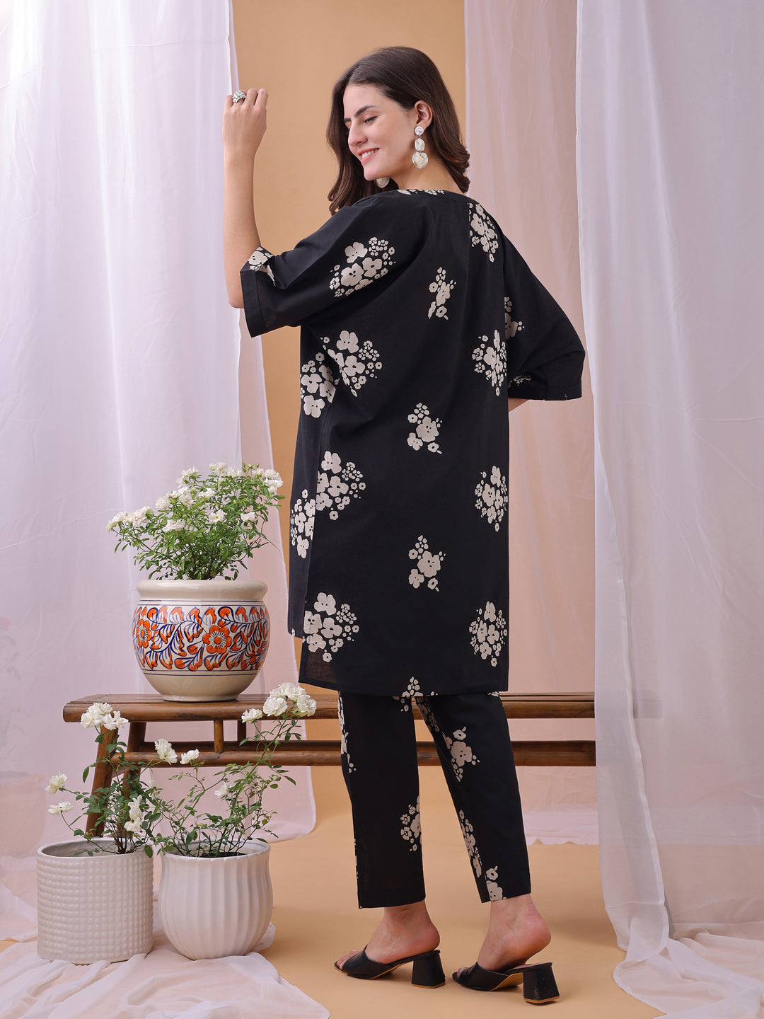 Cozy Black Floral Printed Pure Cambric Cotton Co-ords set