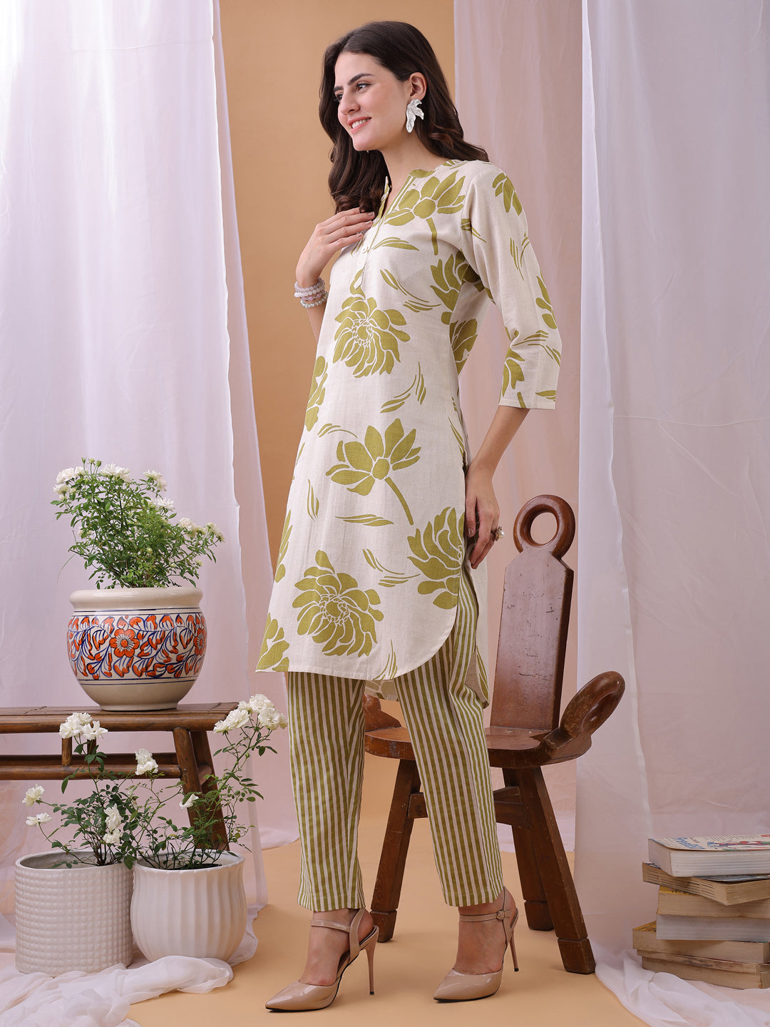 Parrot Green Floral Printed Pure Cambric Cotton Co-ords set