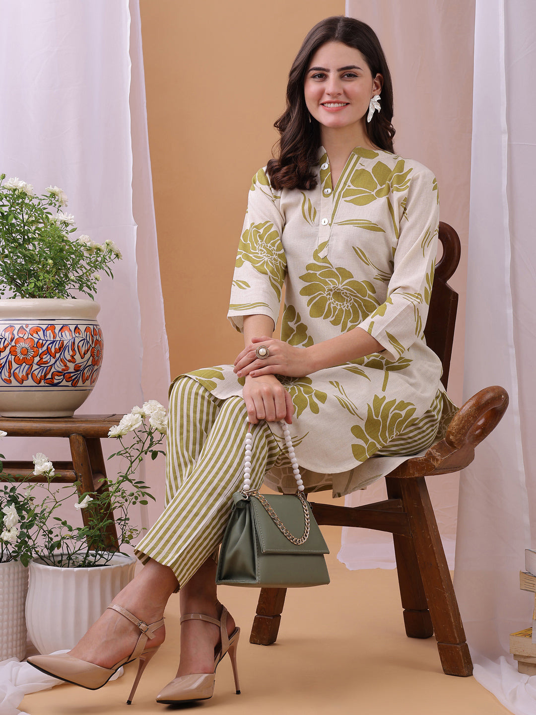 Parrot Green Floral Printed Pure Cambric Cotton Co-ords set