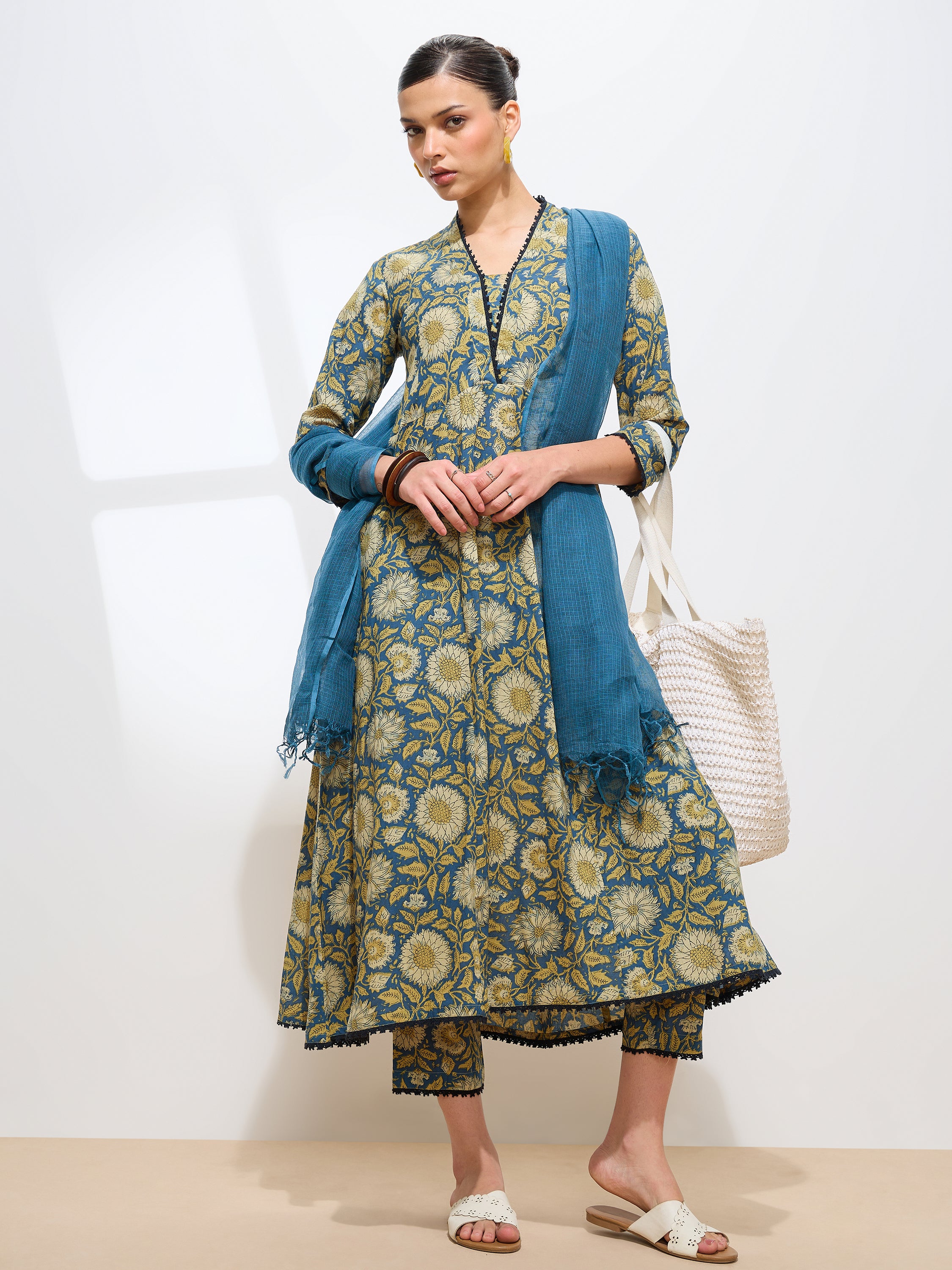 Graceful Blue Floral Printed Cotton Kurta set