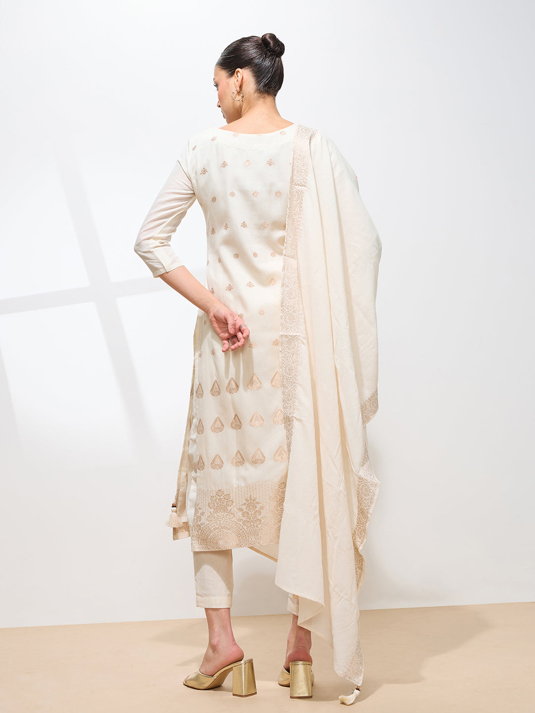 Graceful Off White Floral Printed Pure Cotton Kurta set