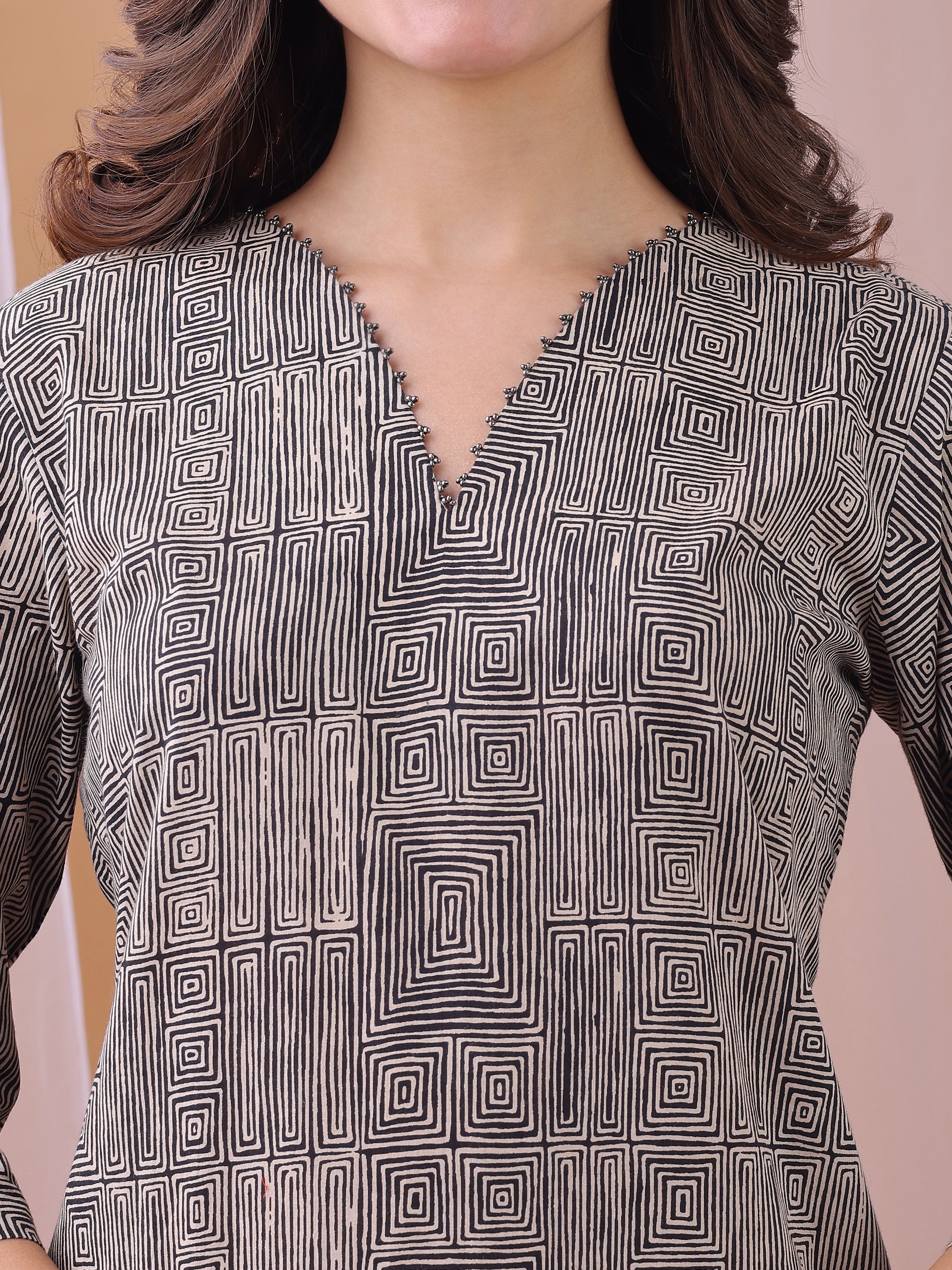 Black Pure Cambric Cotton Printed Gemoetric Straight Kurta Kurta with Pant