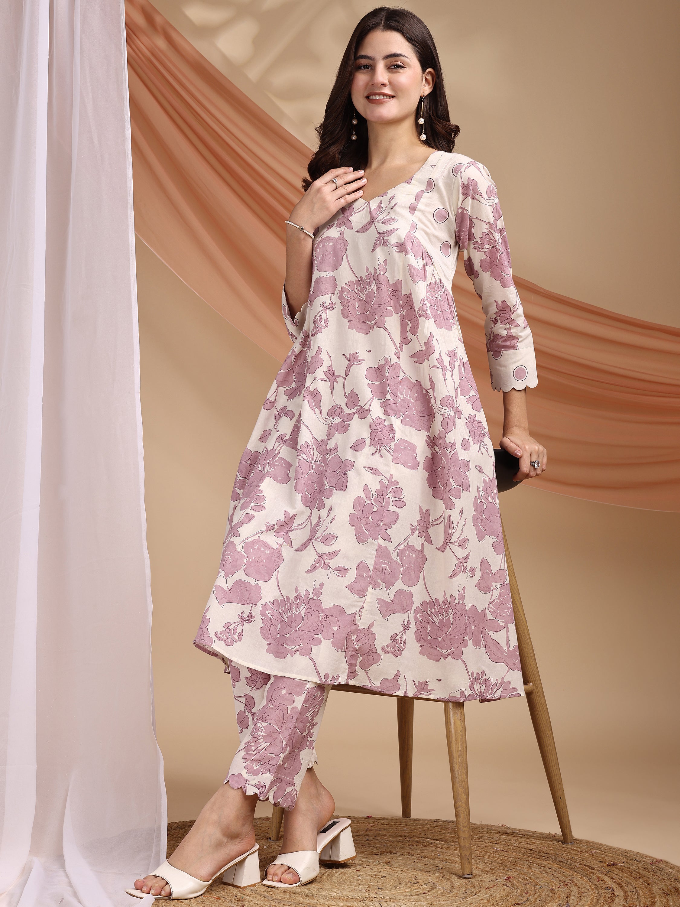 Purple Pure Cambric Cotton Printed Floral Straight Kurta Kurta with Pant