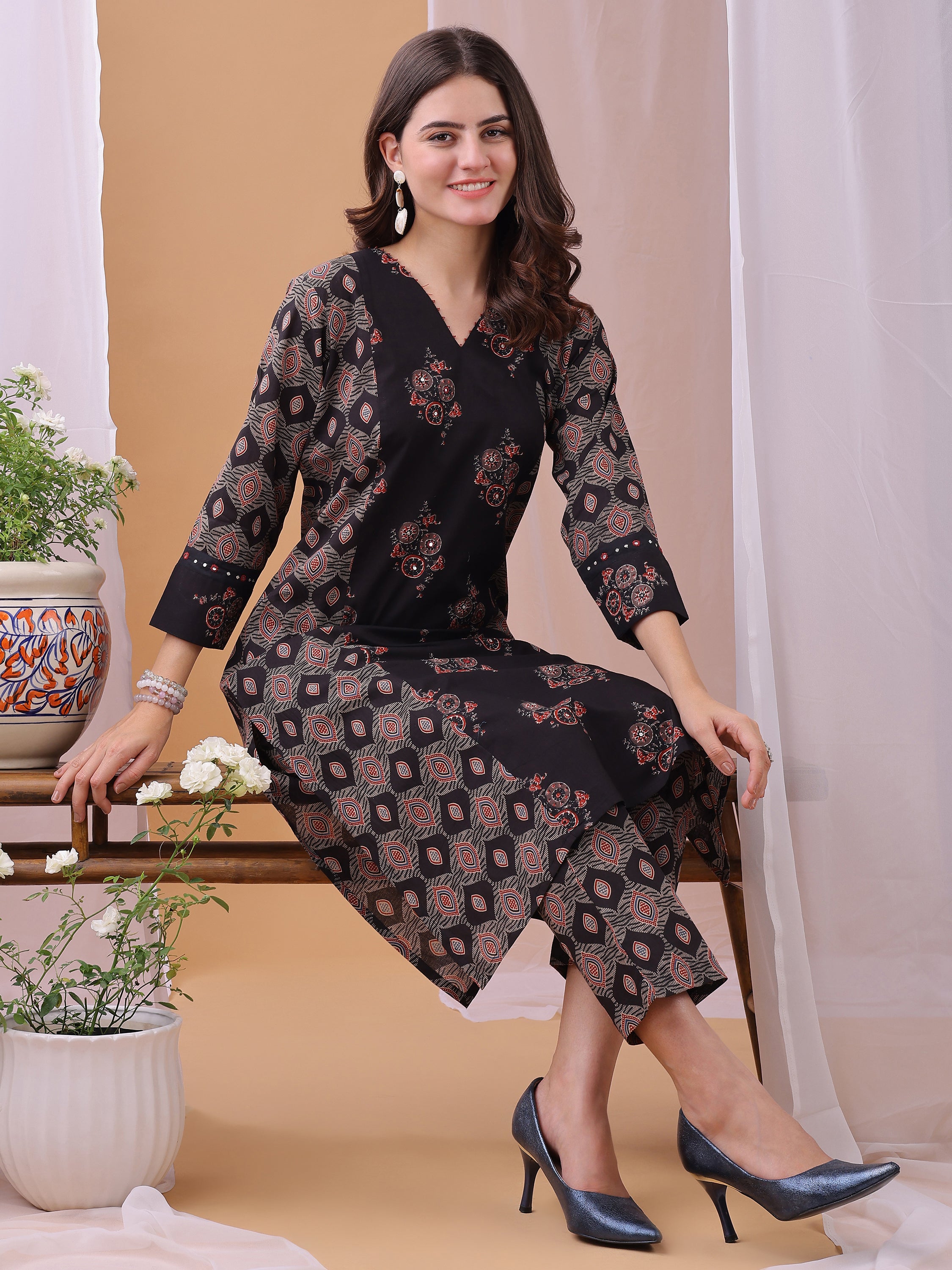 Black Pure Cambric Cotton Printed Ajrakh Print Straight Kurta Kurta with Pant