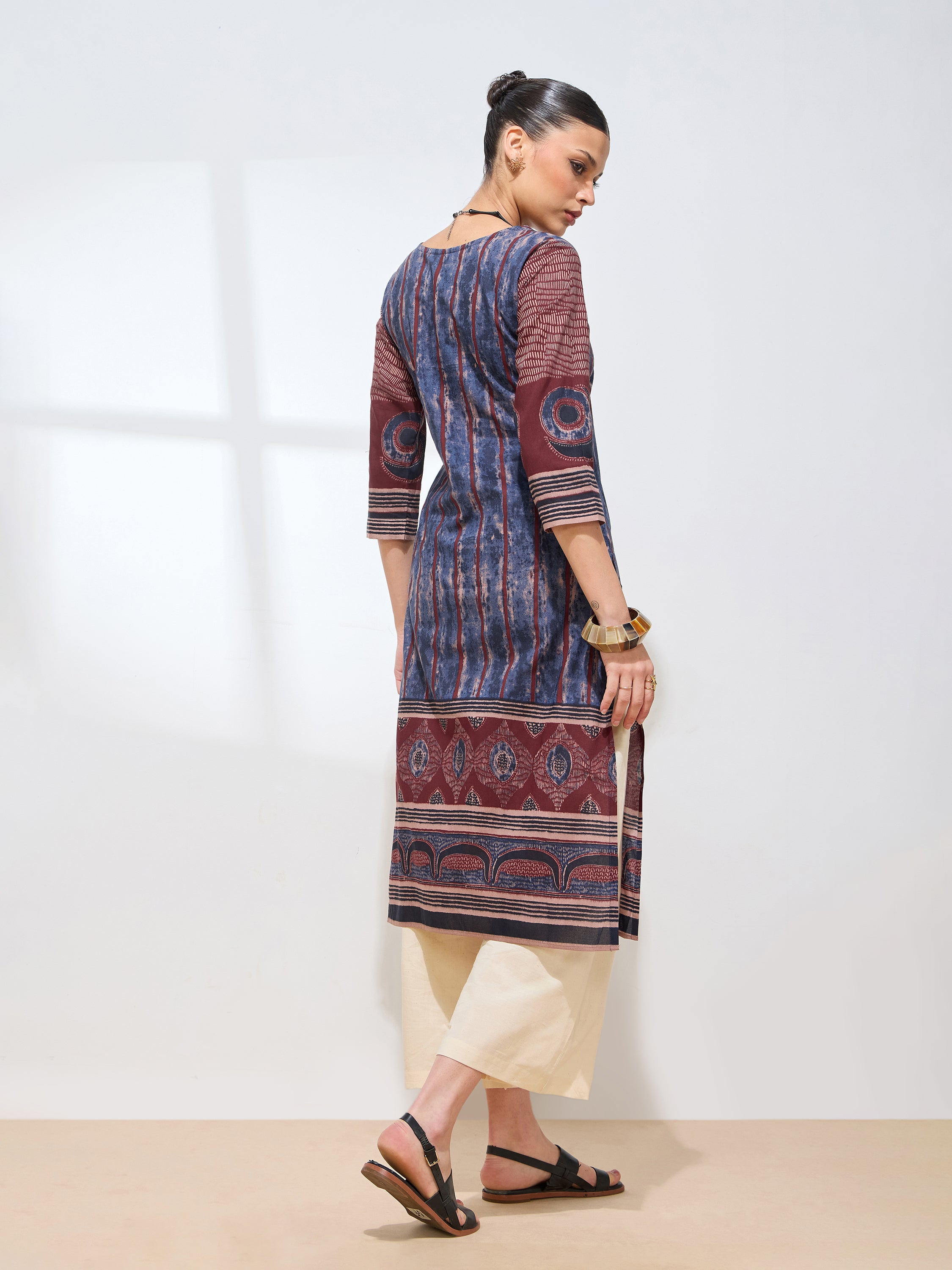 Graceful Blue Batki & ajrakh Printed Cotton Kurta