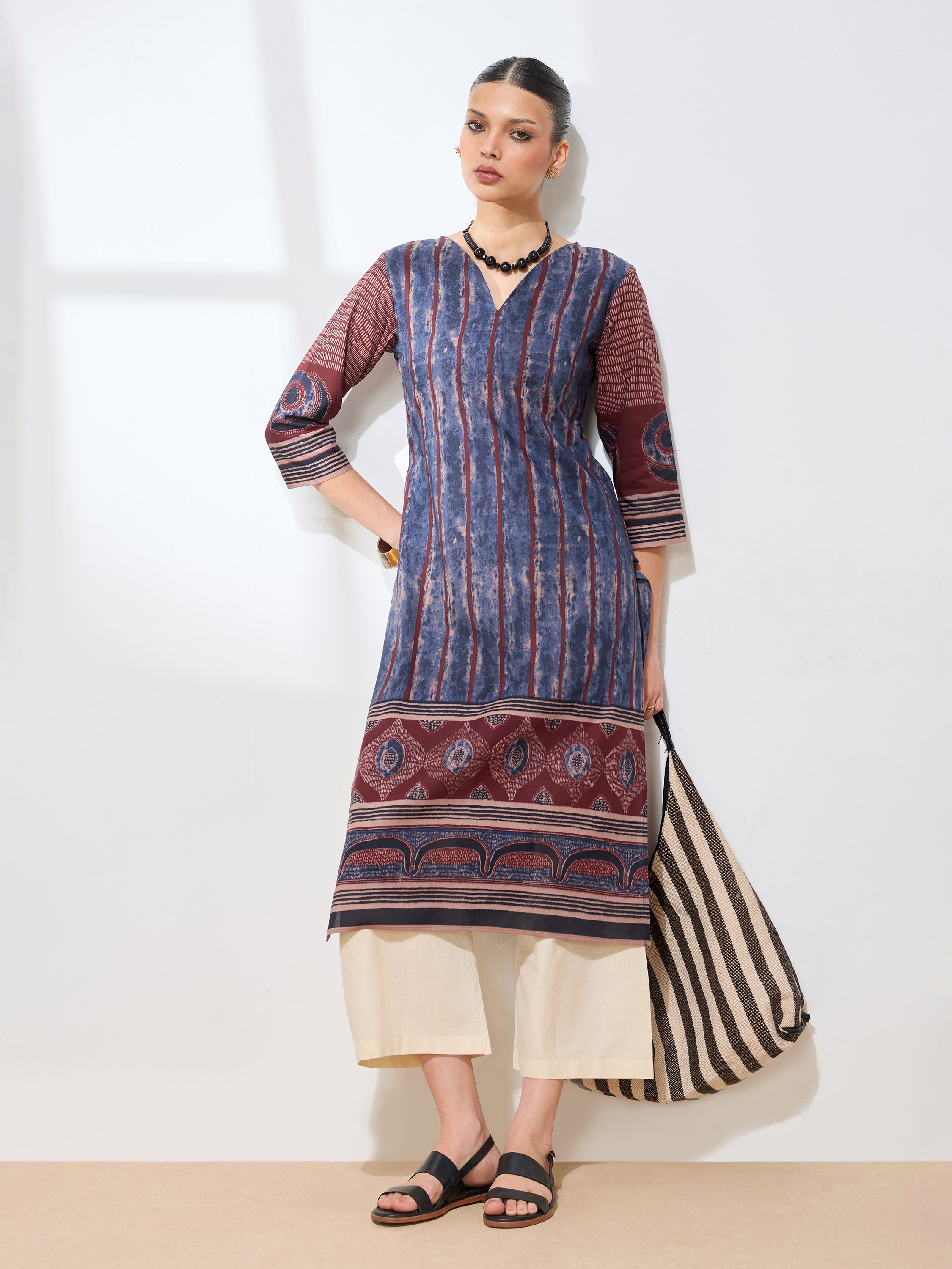 Graceful Blue Batki & ajrakh Printed Cotton Kurta