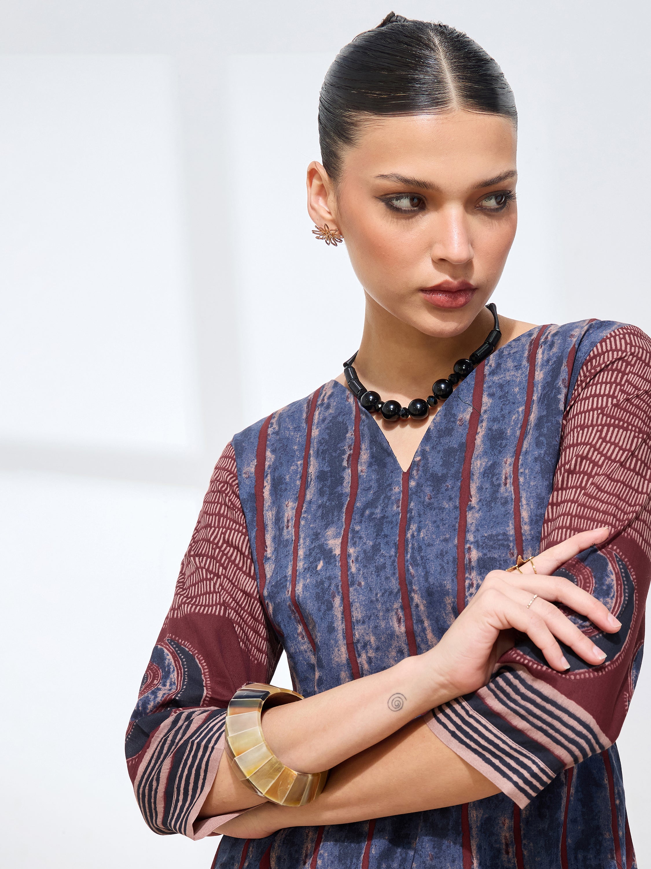 Graceful Blue Batki & ajrakh Printed Cotton Kurta