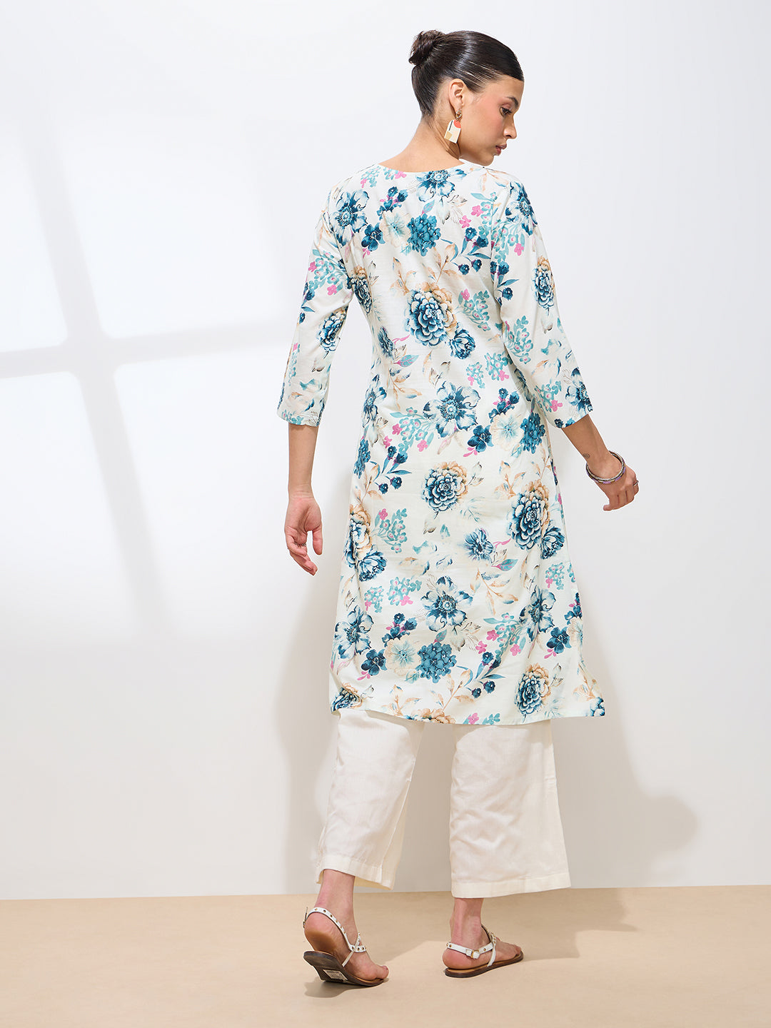 Graceful Blue Printed Floral Cotton Kurta