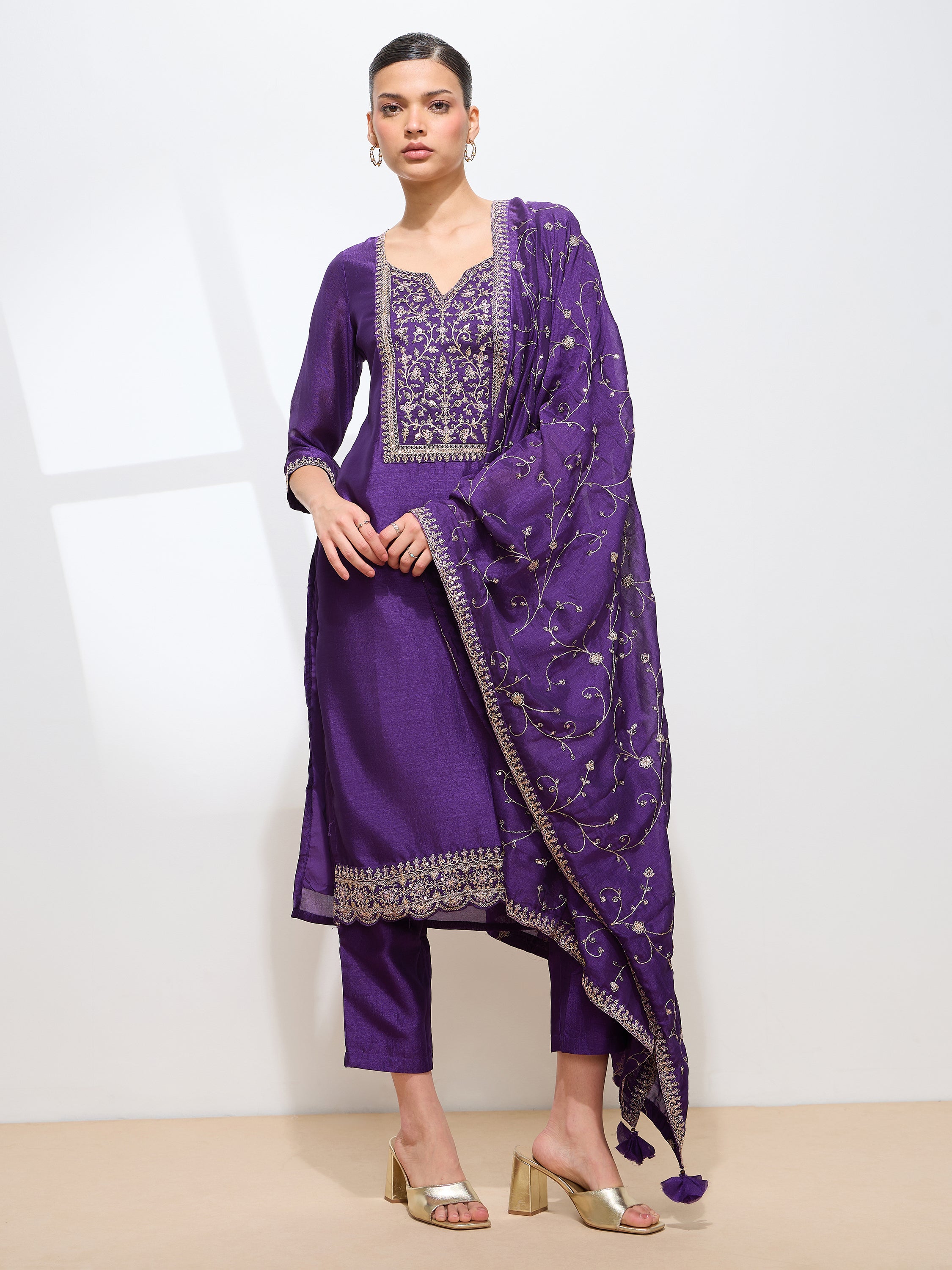 Women's Purple Silk Blend Embroidered Kurta set with dupatta