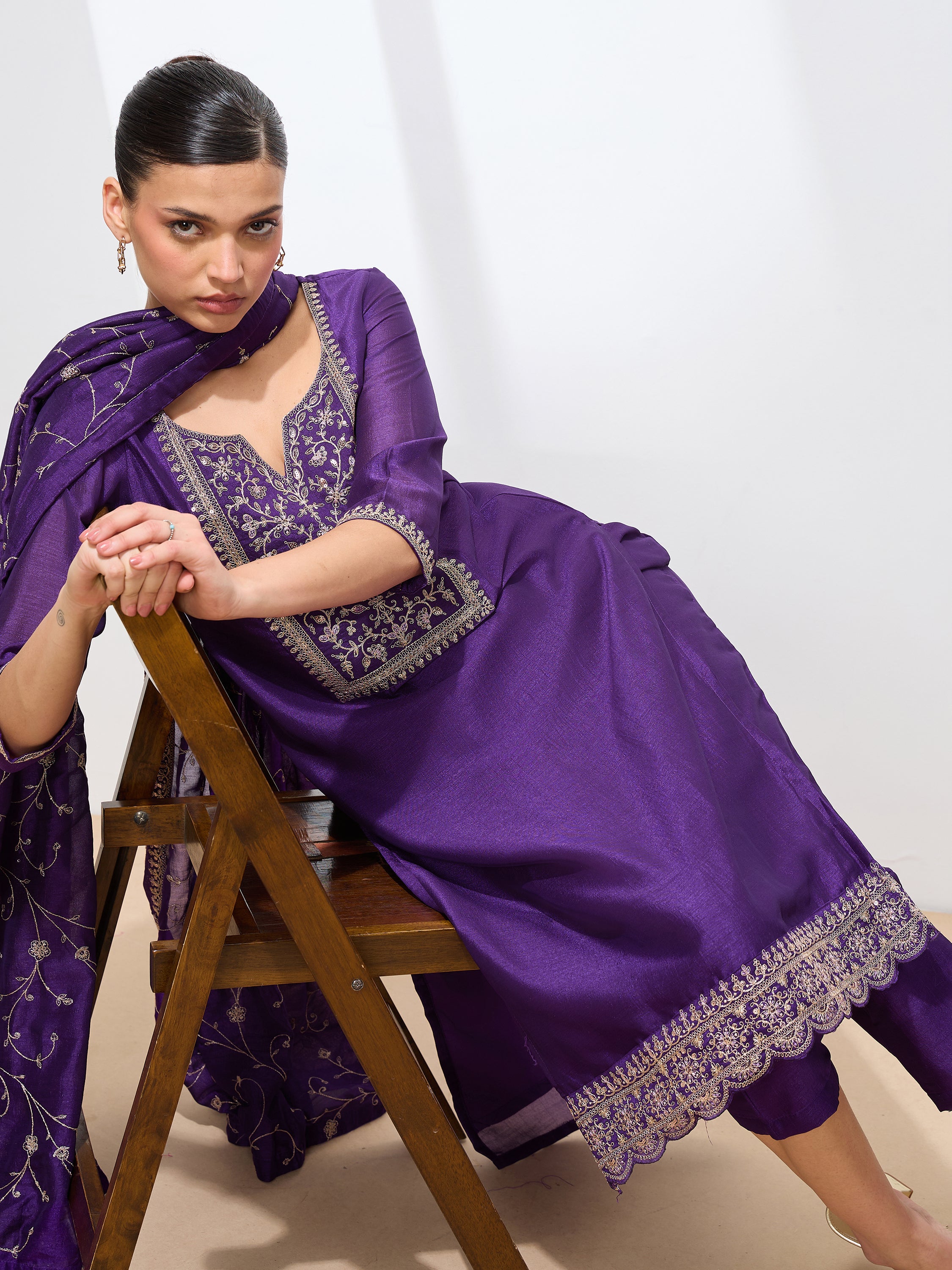 Women's Purple Silk Blend Embroidered Kurta set with dupatta