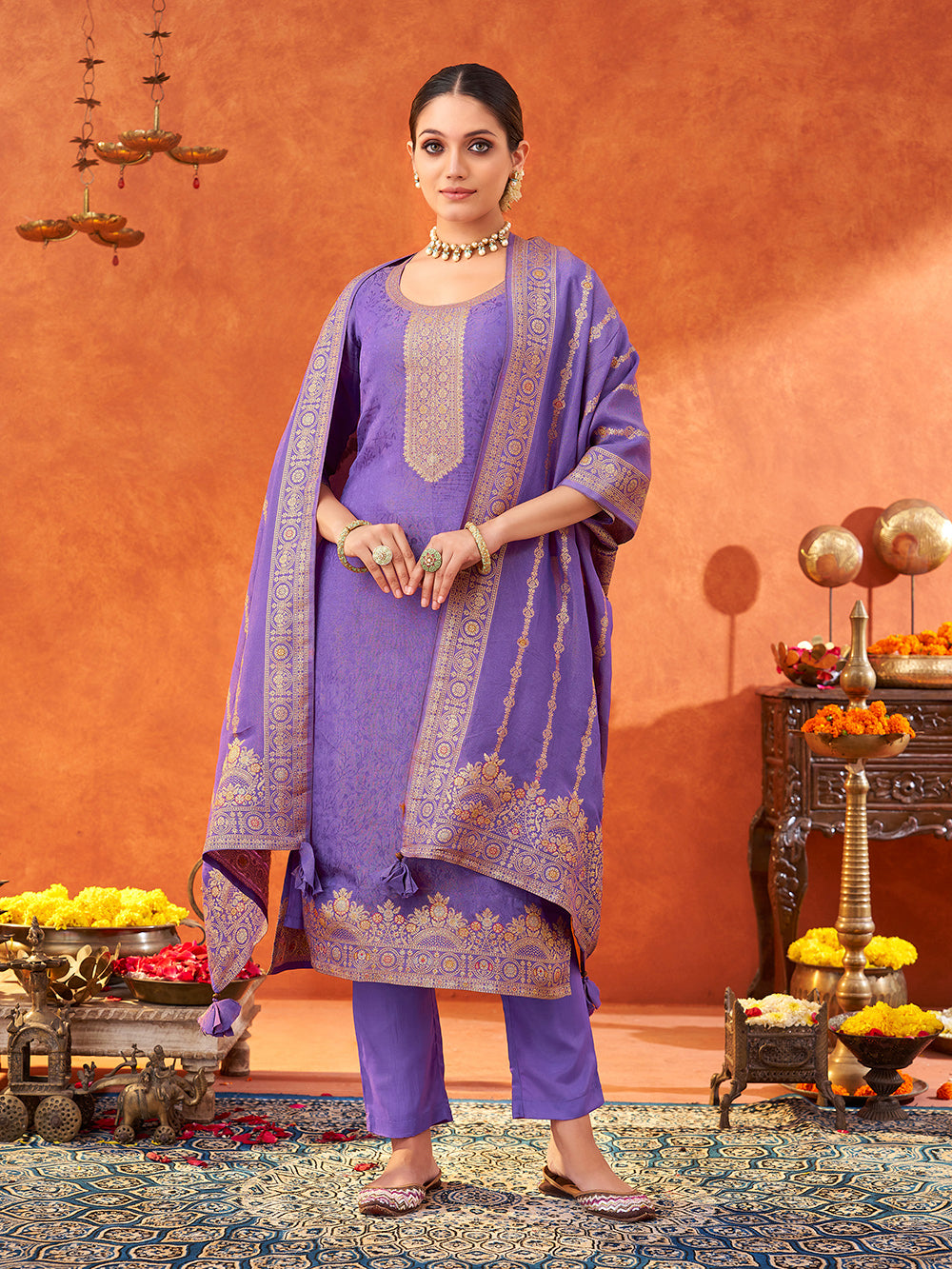 Women's Lavender Pure Gold Tissue Silk Woven Jacquard Kurta set with dupatta