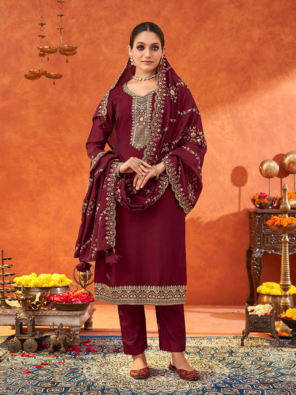 Women's Maroon Silk Blend Sequence Embroidered Kurta set with dupatta with scallop edge