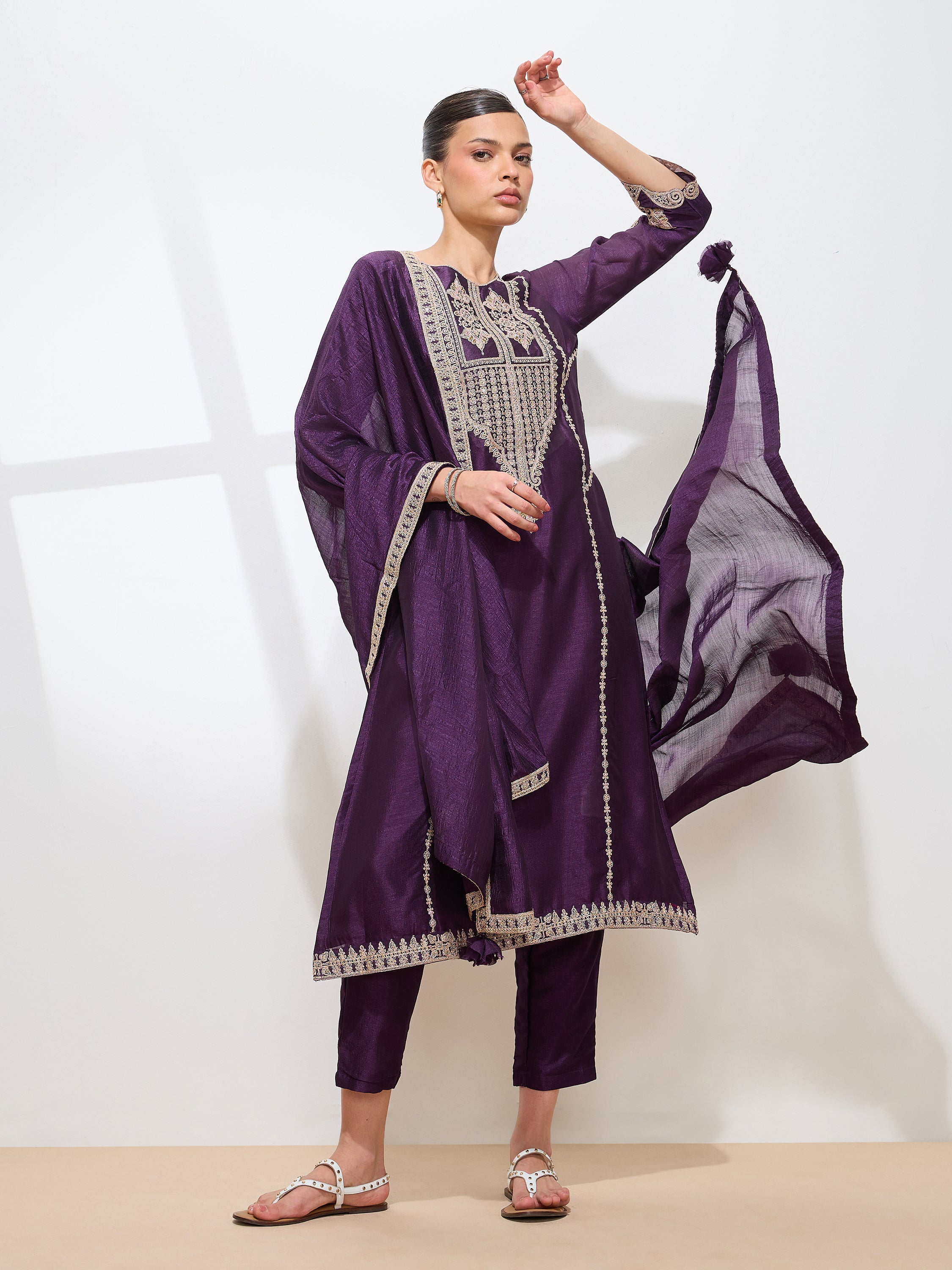 Women's Purple Silk Blend Embroidered Kurta set with dupatta