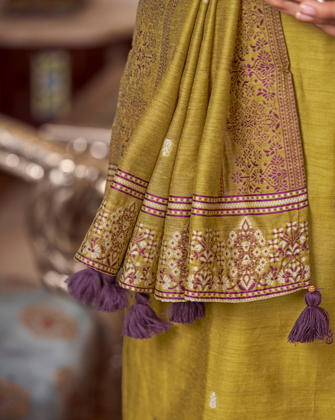 Women's Mustad Silk Blend Woven Design Kurta with Trouser & Woven Dupatta