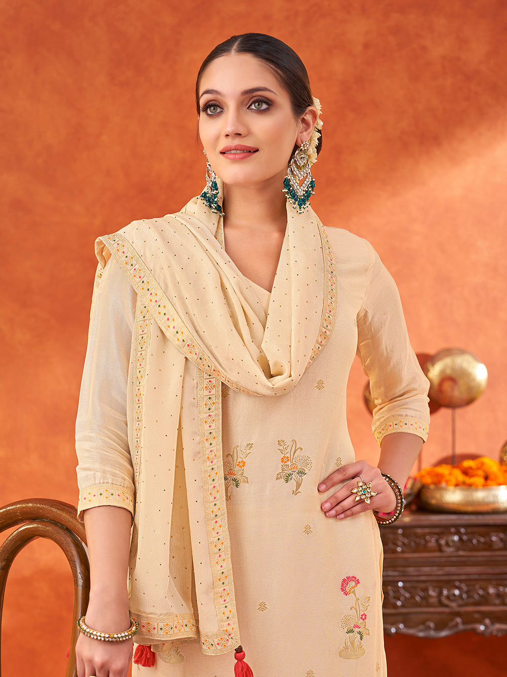 Women's Cream Pure Dola Silk Woven Jacquard Kurta set with dupatta