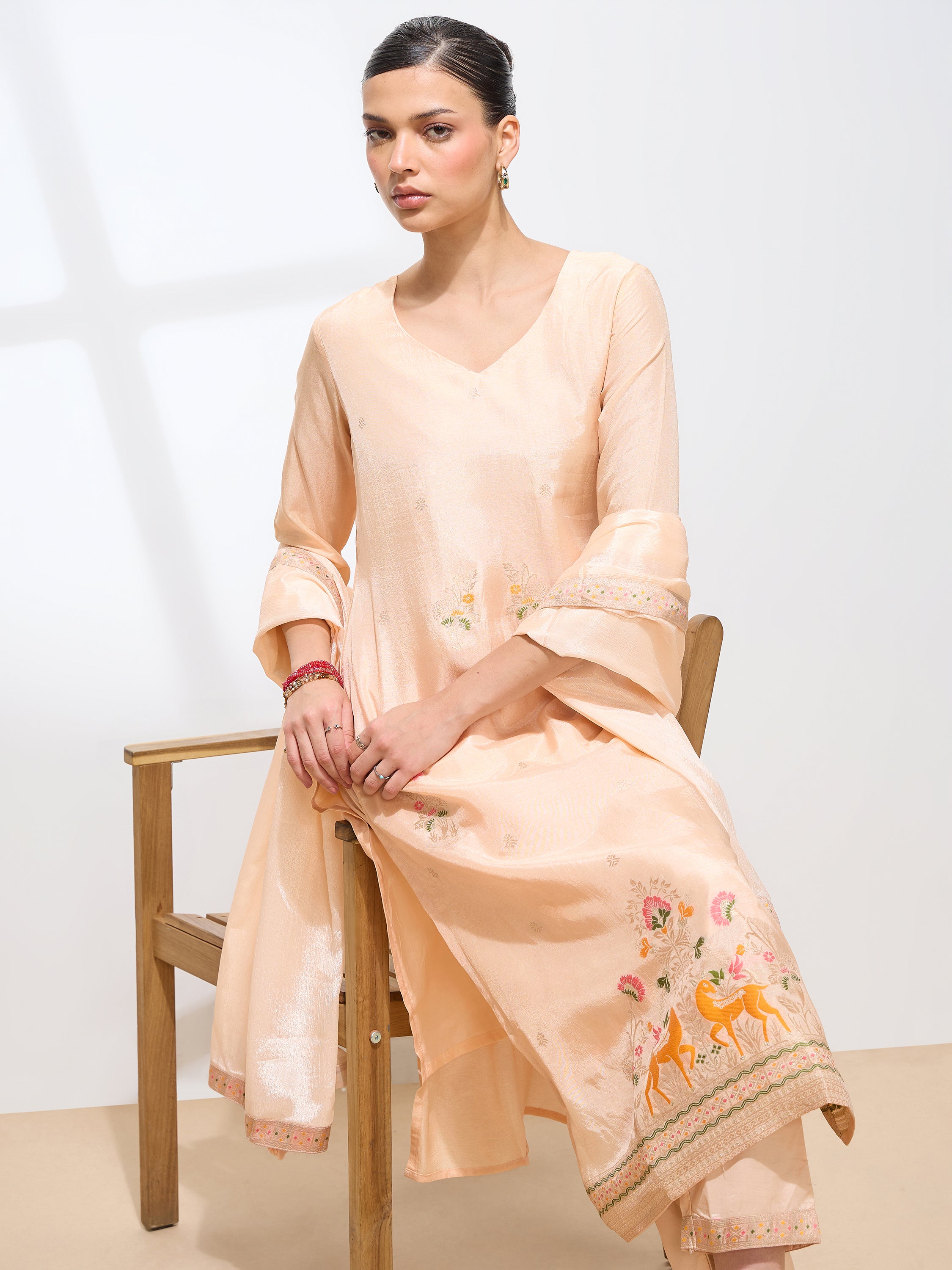 Women's Cream Pure Dola Silk Woven Jacquard Kurta set with dupatta
