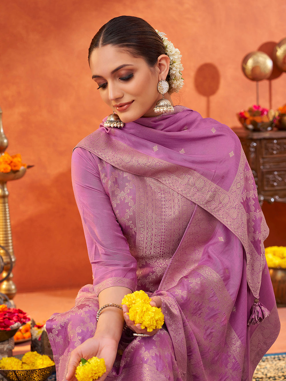 Women's Lavender Pure Muslin Woven Jacquard Kurta set with dupatta