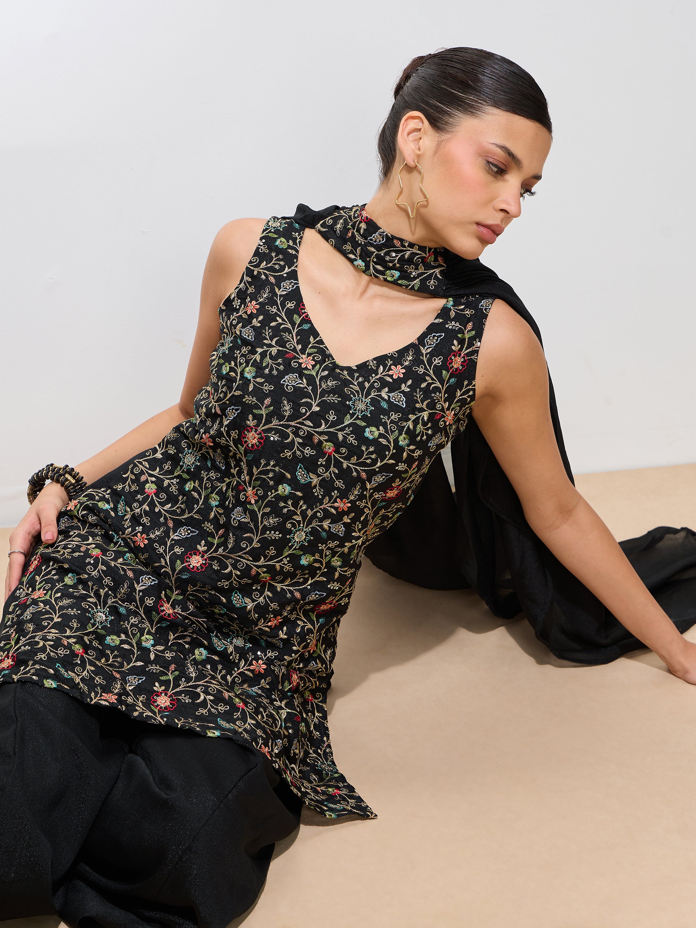 Women's Black Georgette Embroidered Sleeveless Kurta with Sharara & dupatta