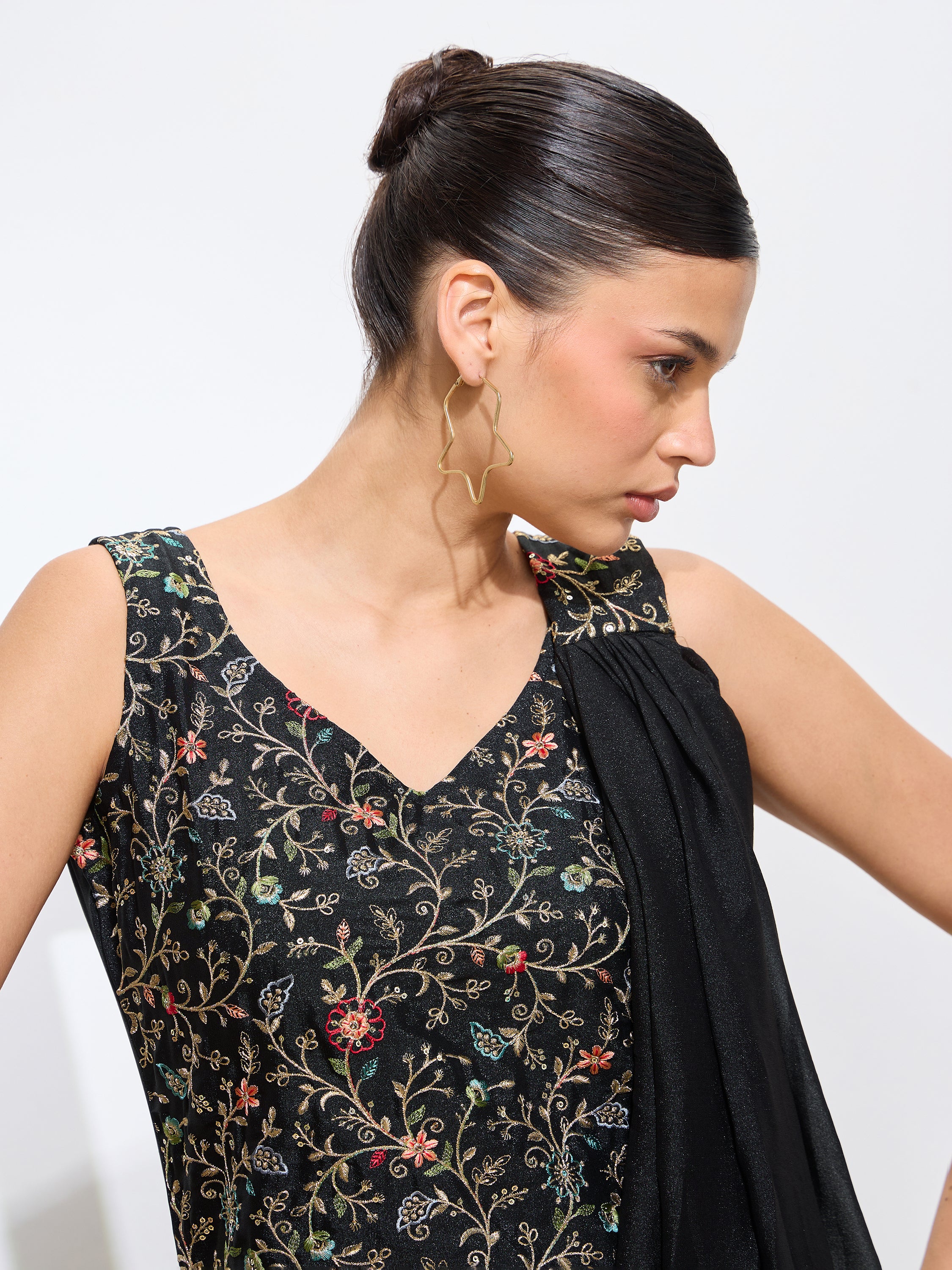 Women's Black Georgette Embroidered Sleeveless Kurta with Sharara & dupatta