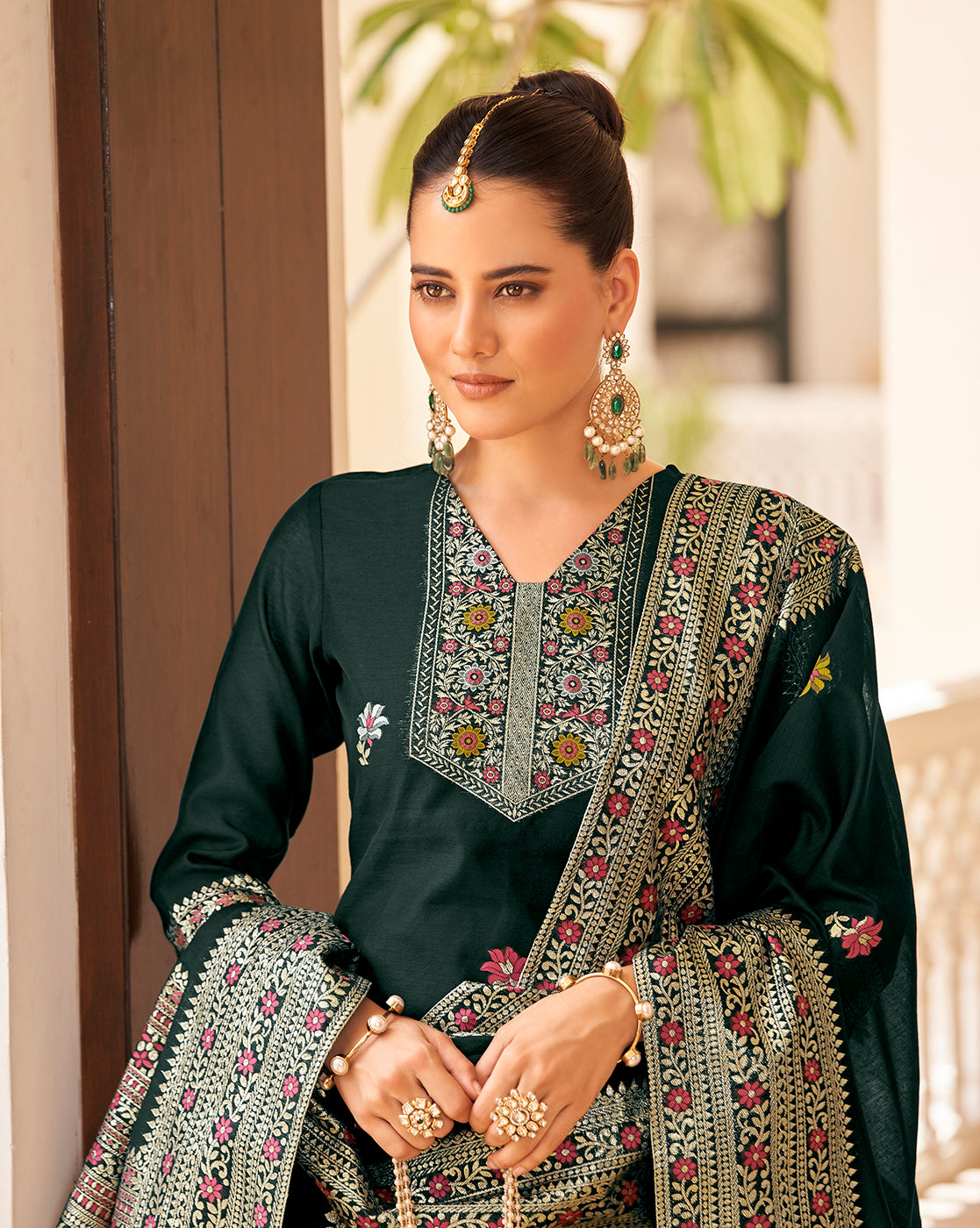 Women's Dark green Silk Blend Woven Design Kurta with Trouser & Woven Dupatta