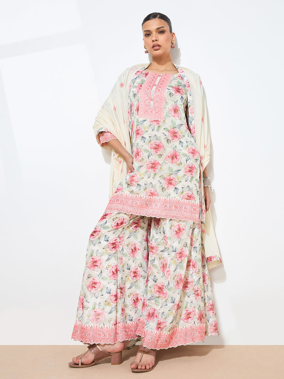 Women's Off White Silk Blend Embroidered Kurta set with dupatta