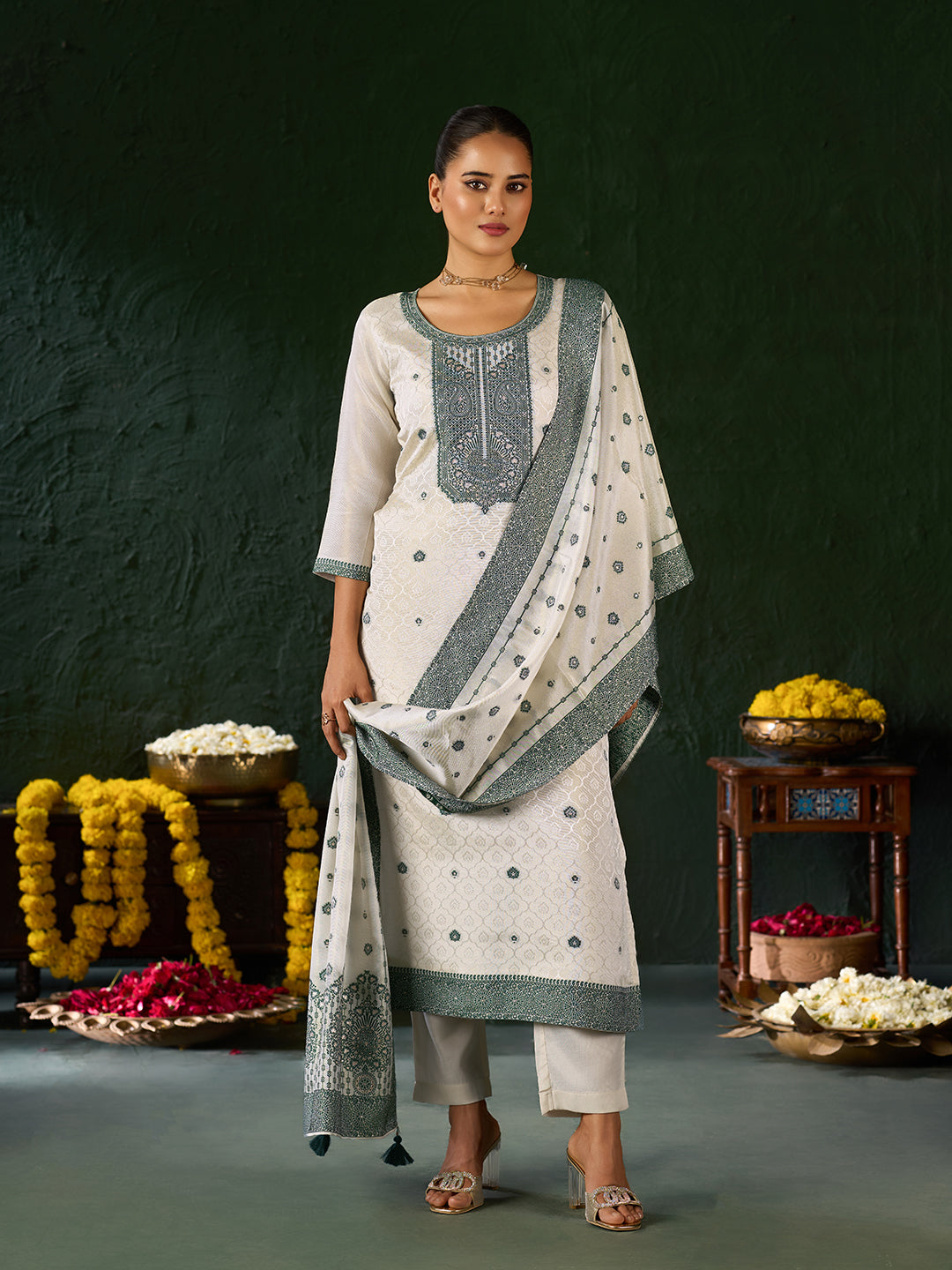 Women's Green Pure Gold Tissue Silk Embroidered Kurta set with dupatta