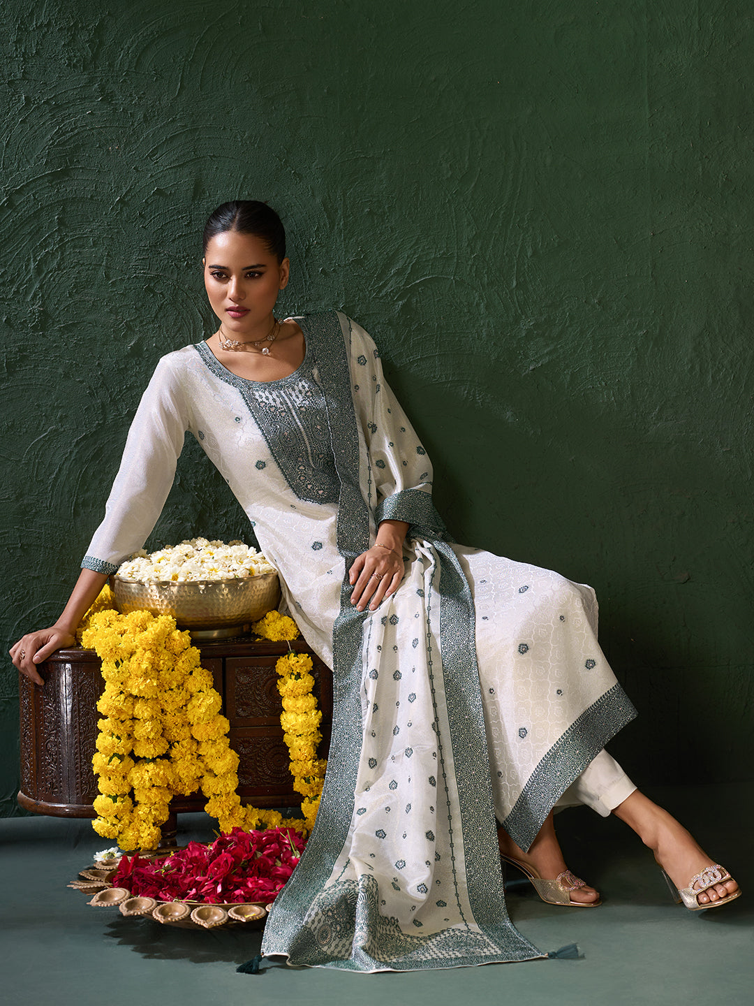 Women's Green Pure Gold Tissue Silk Embroidered Kurta set with dupatta