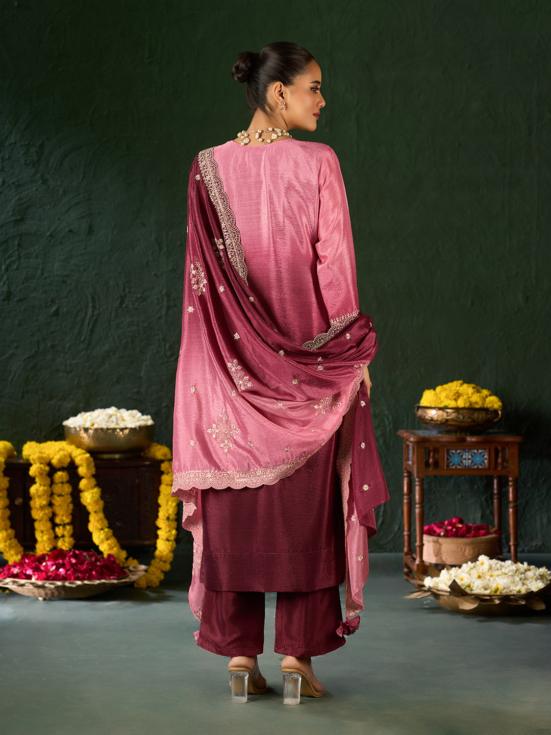 Women's Pink Poly chiffon Embroidered Kurta set with dupatta