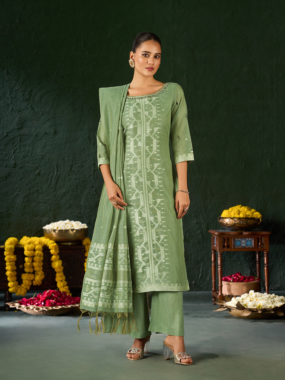 Women's Green Silk Blend Jacquard Kurta set with dupatta
