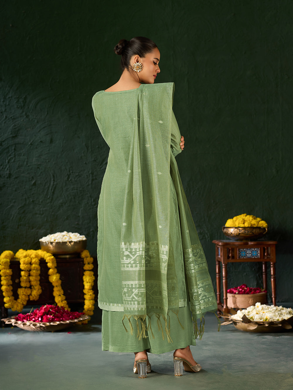 Women's Green Silk Blend Jacquard Kurta set with dupatta