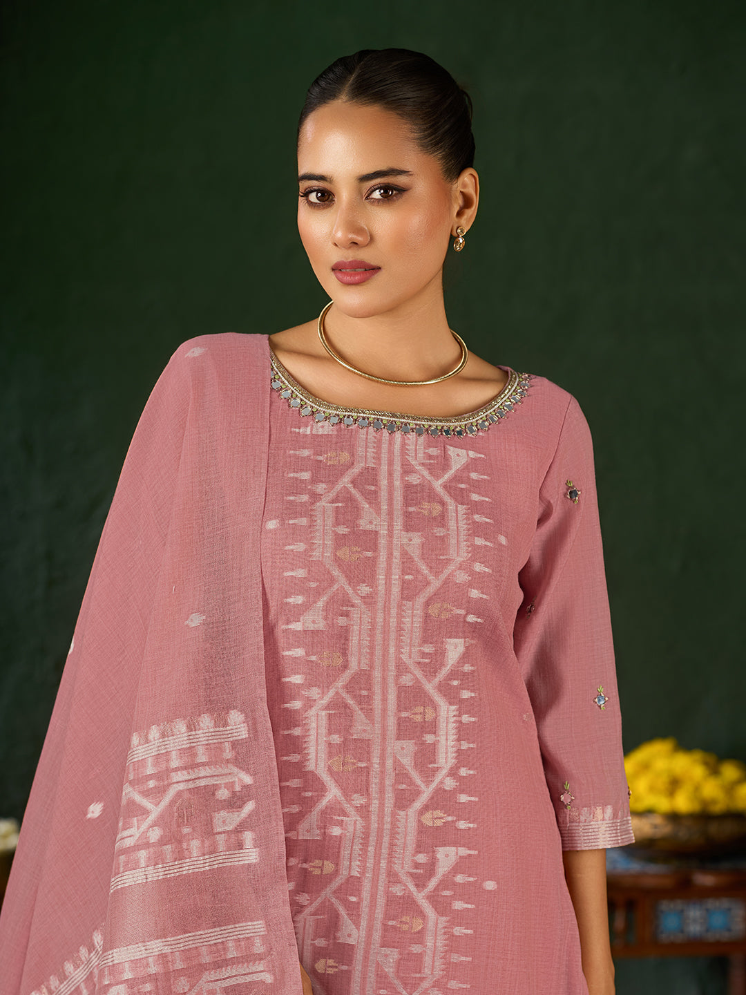 Women's Pink Silk Blend Jacquard Kurta set with dupatta