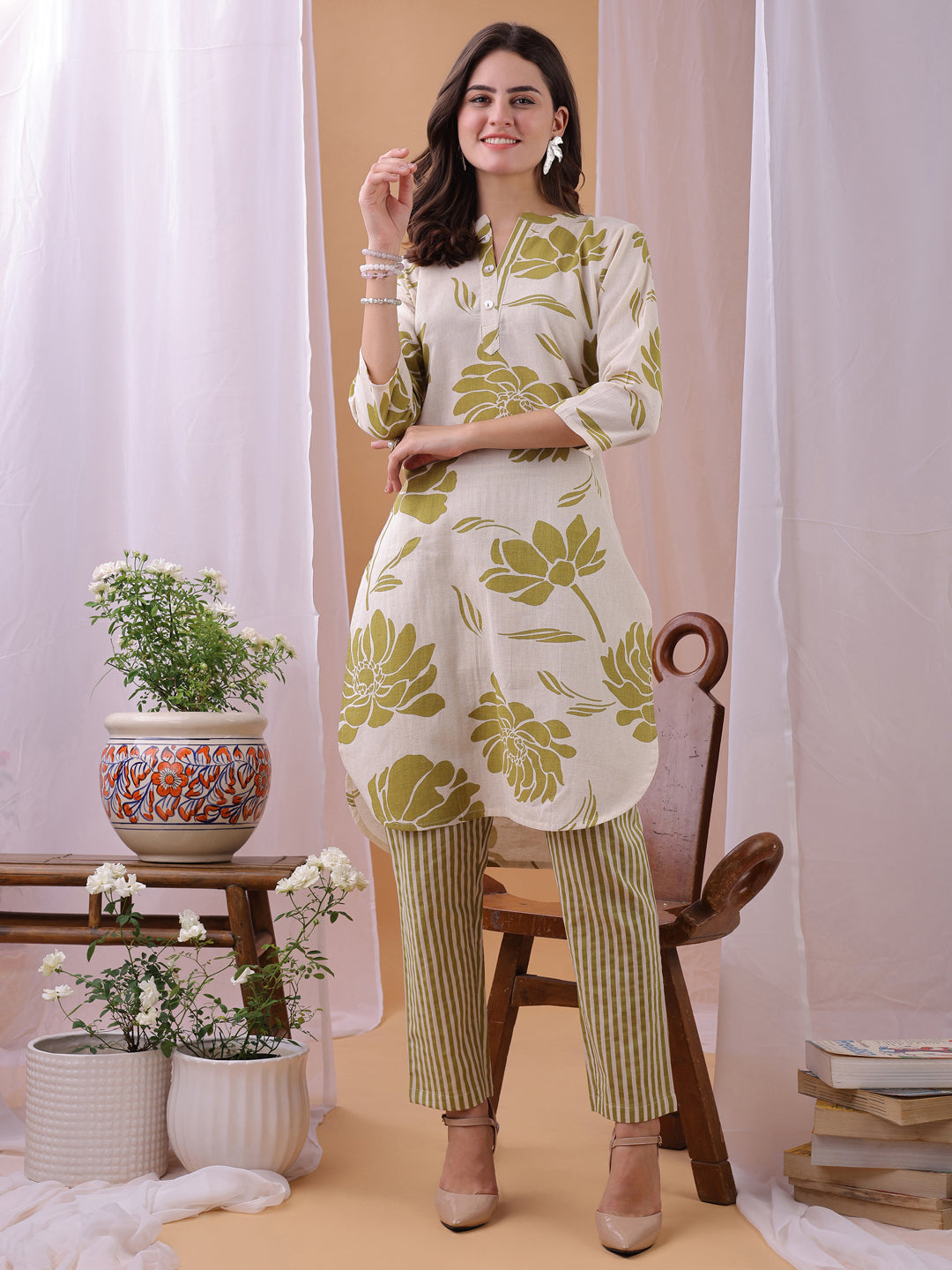Parrot Green Floral Printed Pure Cambric Cotton Co-ords set