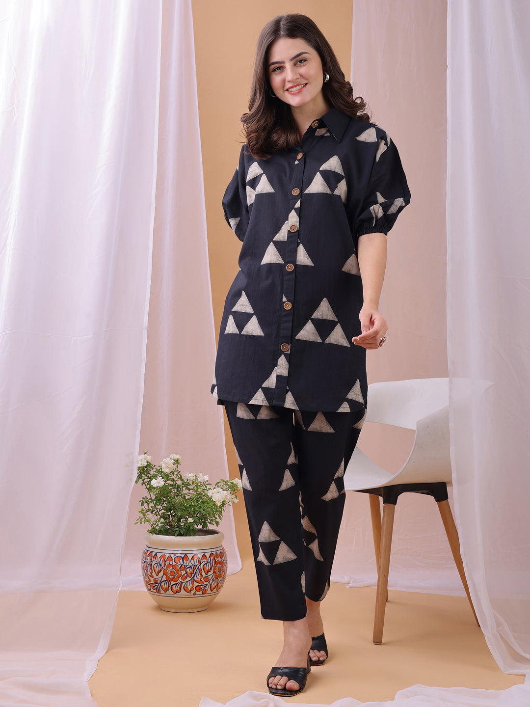 Black Gemoetric Printed Pure Cambric Cotton Co-ords set