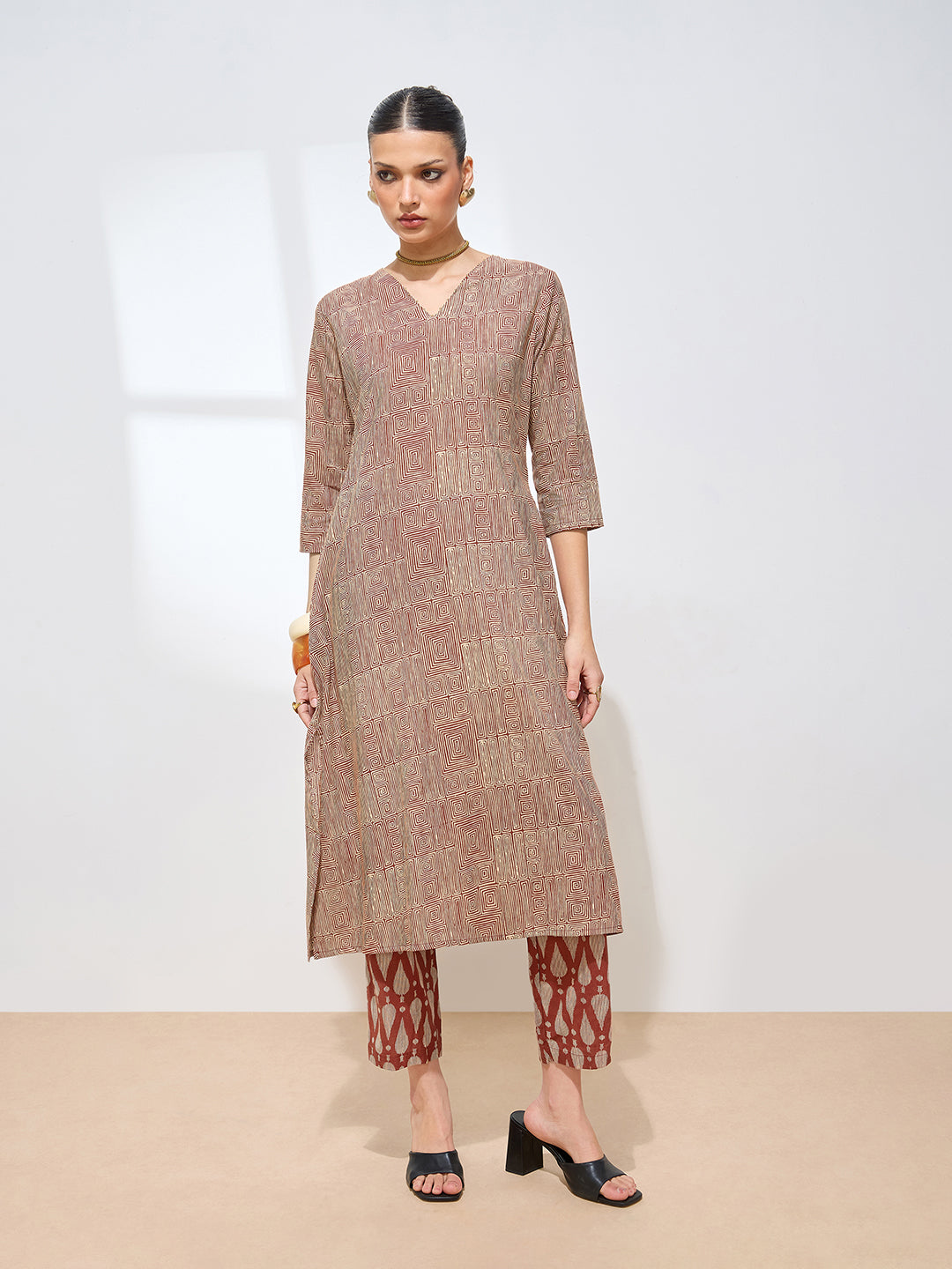 Red Pure Cambric Cotton Printed Gemoetric Straight Kurta Kurta with Pant