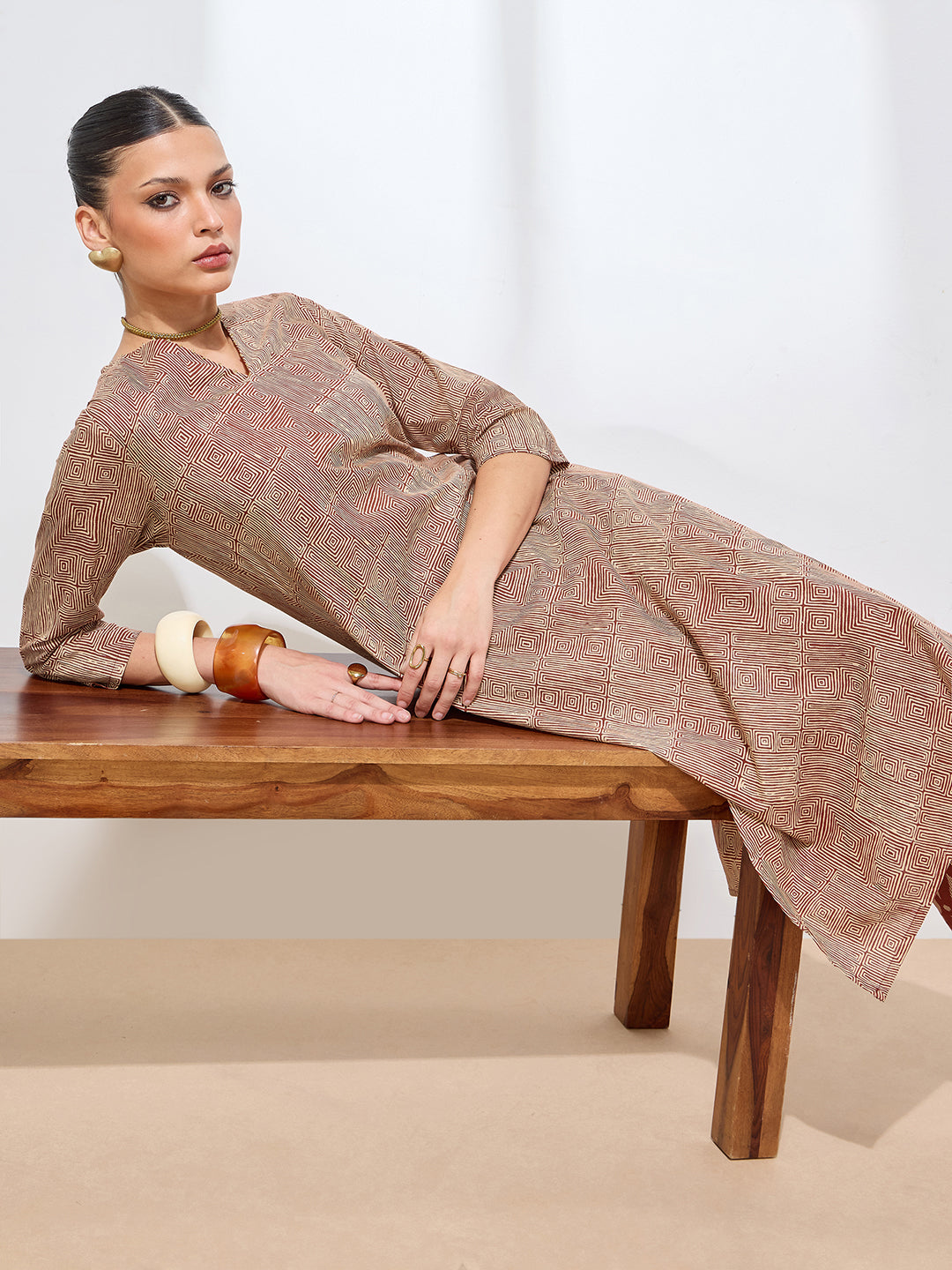 Red Pure Cambric Cotton Printed Gemoetric Straight Kurta Kurta with Pant